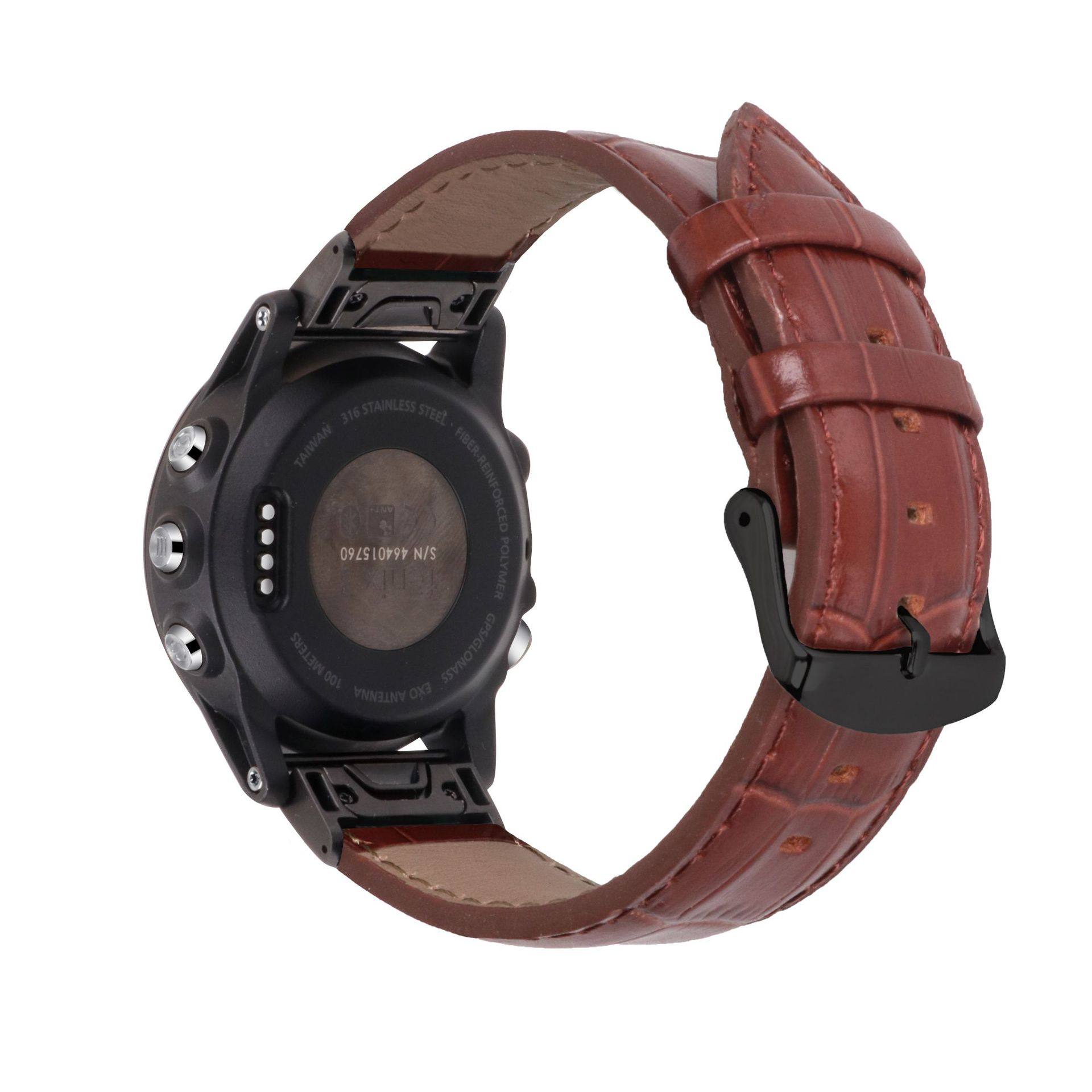Schwarze Smartwatch mit braunem Lederarmband. Schwarze Lünette, Metallknöpfe. Weißer Hintergrund.
