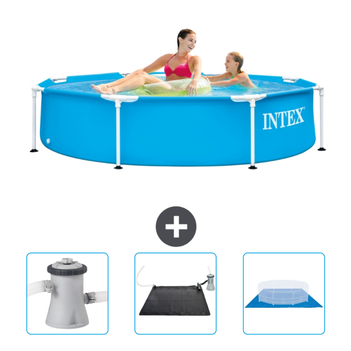 Piscine bleue avec des personnes et des accessoires, dont un filtre, un chauffage solaire et une bâche.