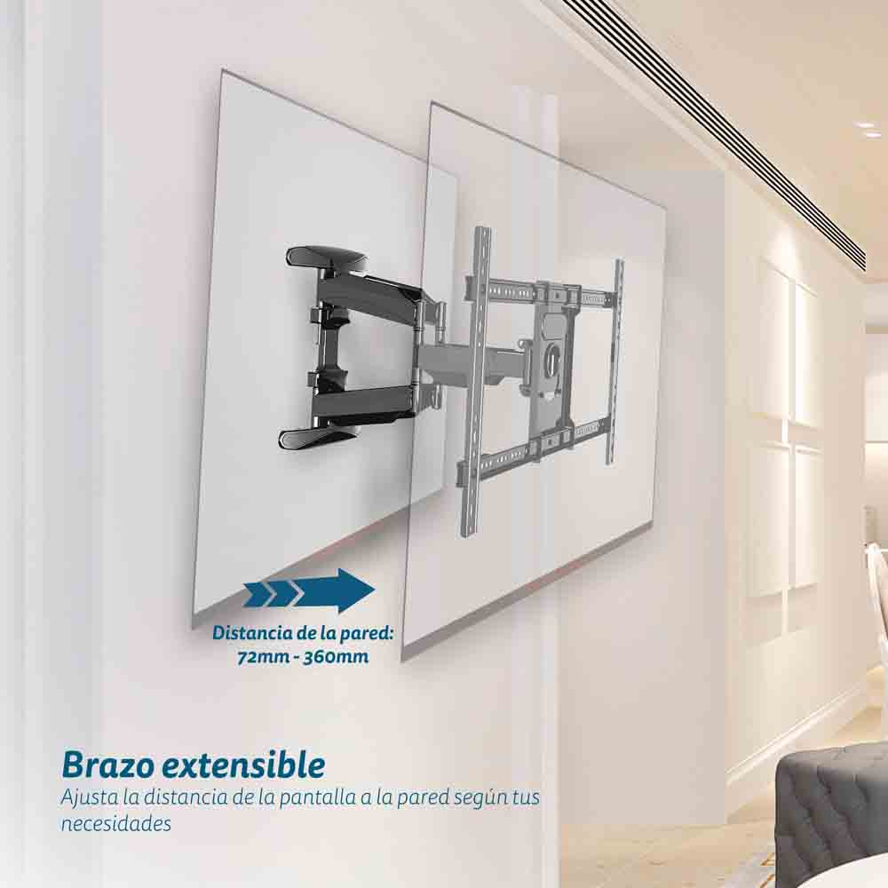 Soporte de pared para TV instalado en una pared blanca. Las flechas indican la distancia ajustable. Fondo blanco.