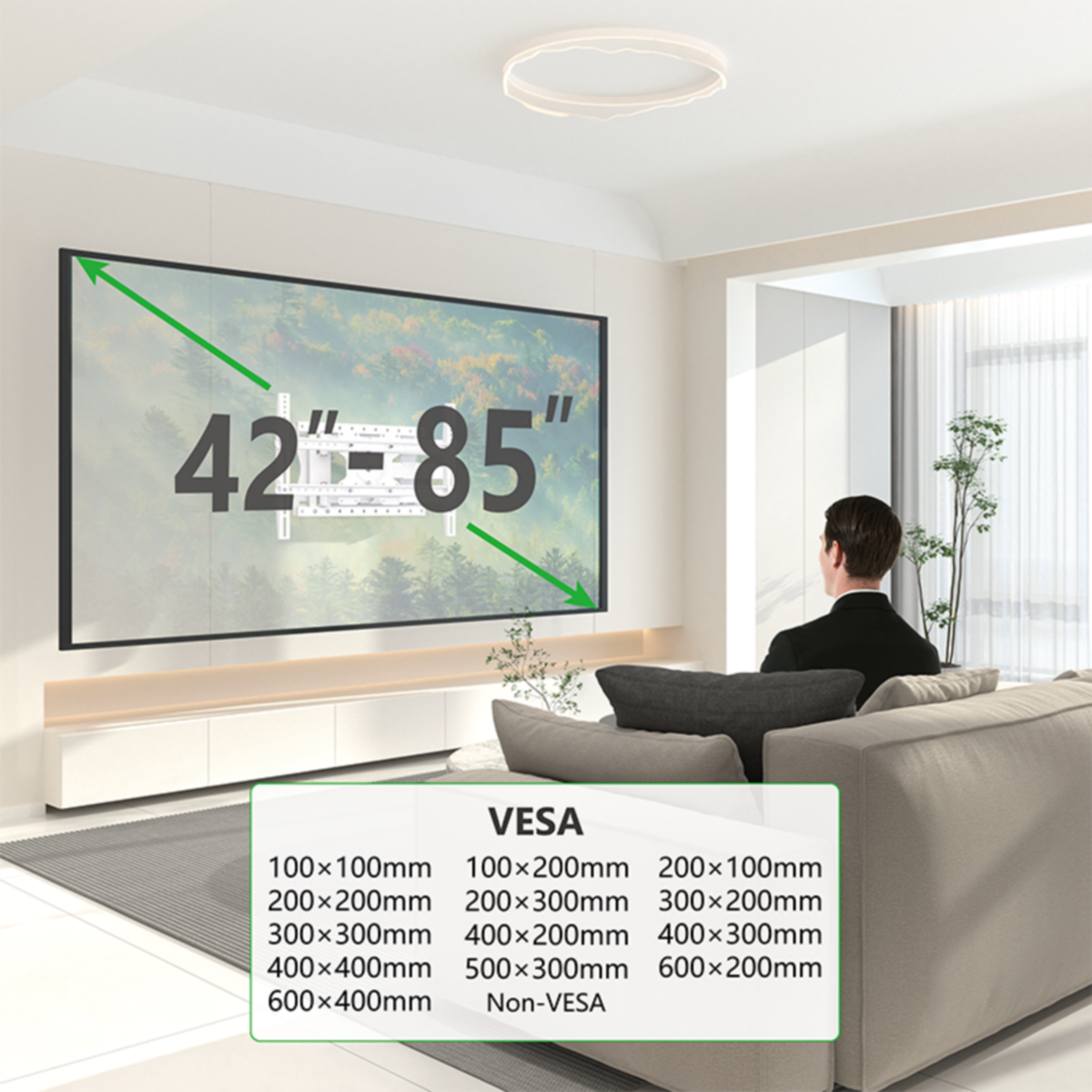 Een tv aan een muur. Een man zit op een bank. VESA-maten worden getoond.