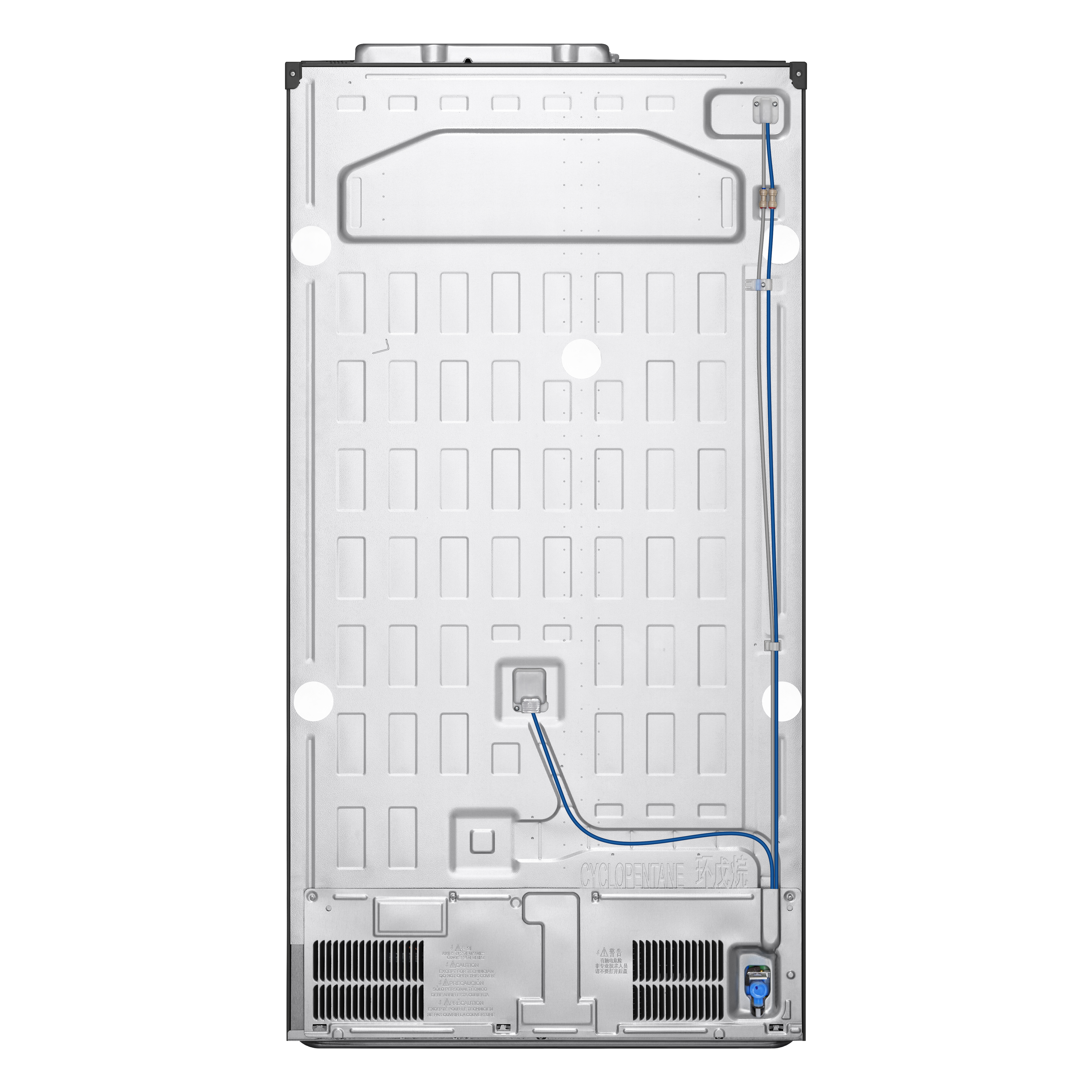 Parte trasera de un refrigerador con hendiduras rectangulares, tubos azules y rejillas de ventilación. Hay varias etiquetas.