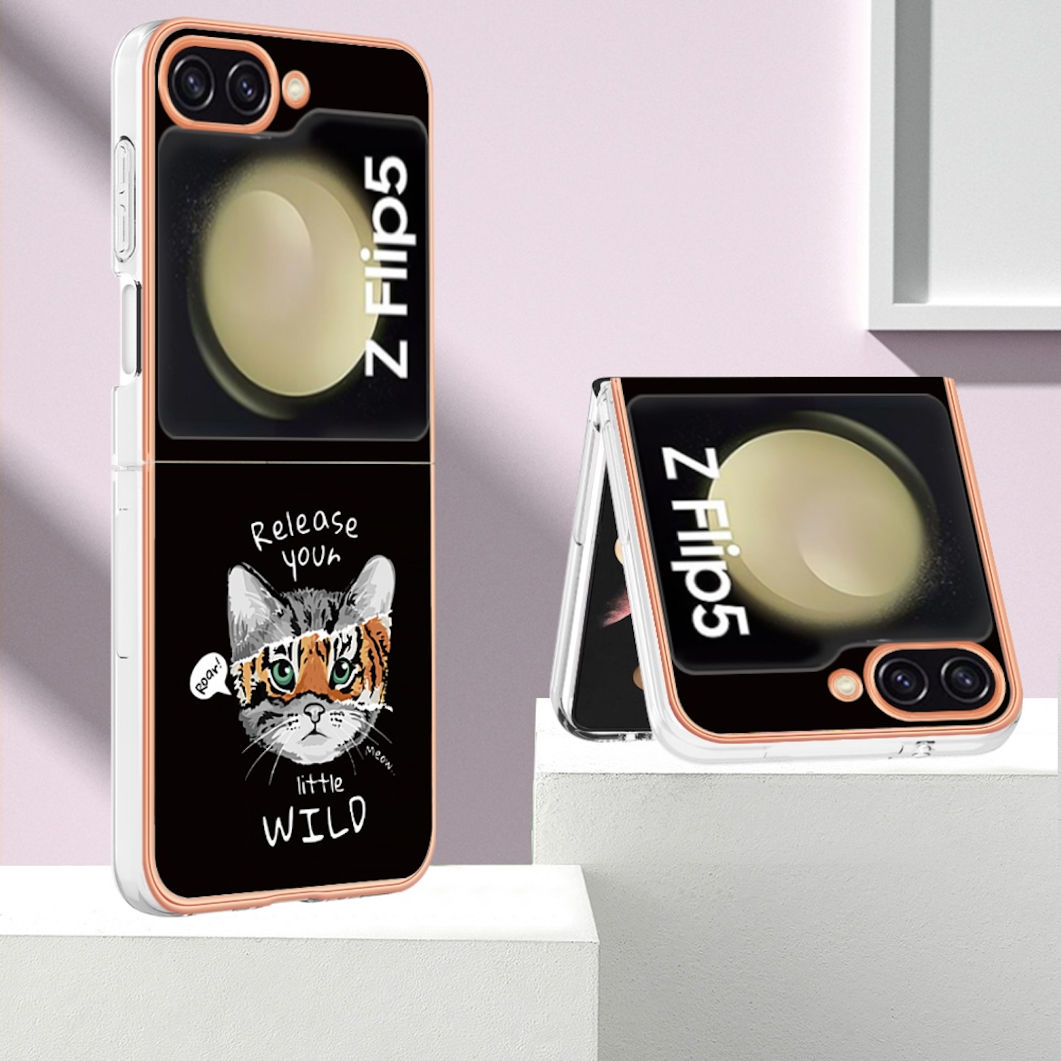 Zwei Handyhüllen, eine offen, mit Katzendesign und dem Text 'Release your little WILD'.