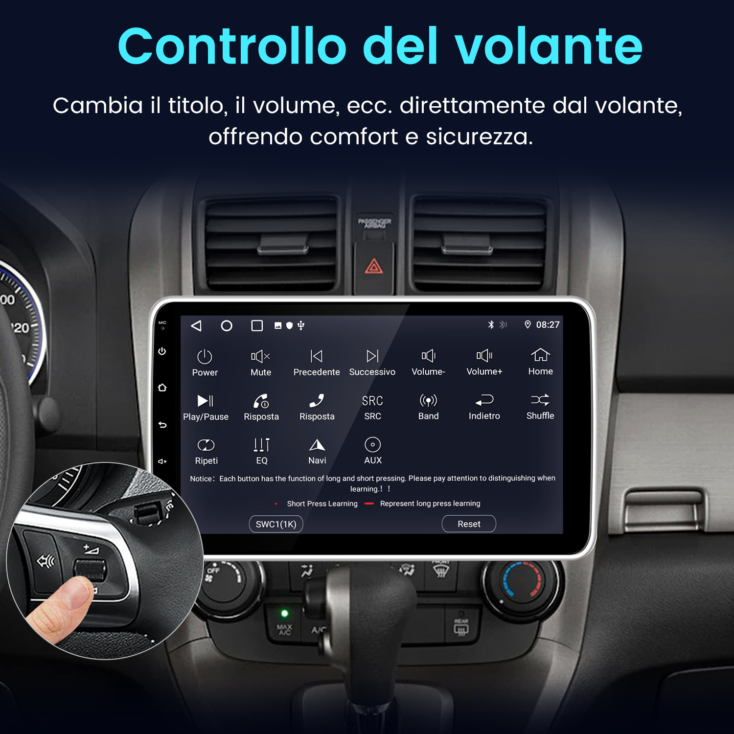 Cruscotto auto con touchscreen e comandi al volante.