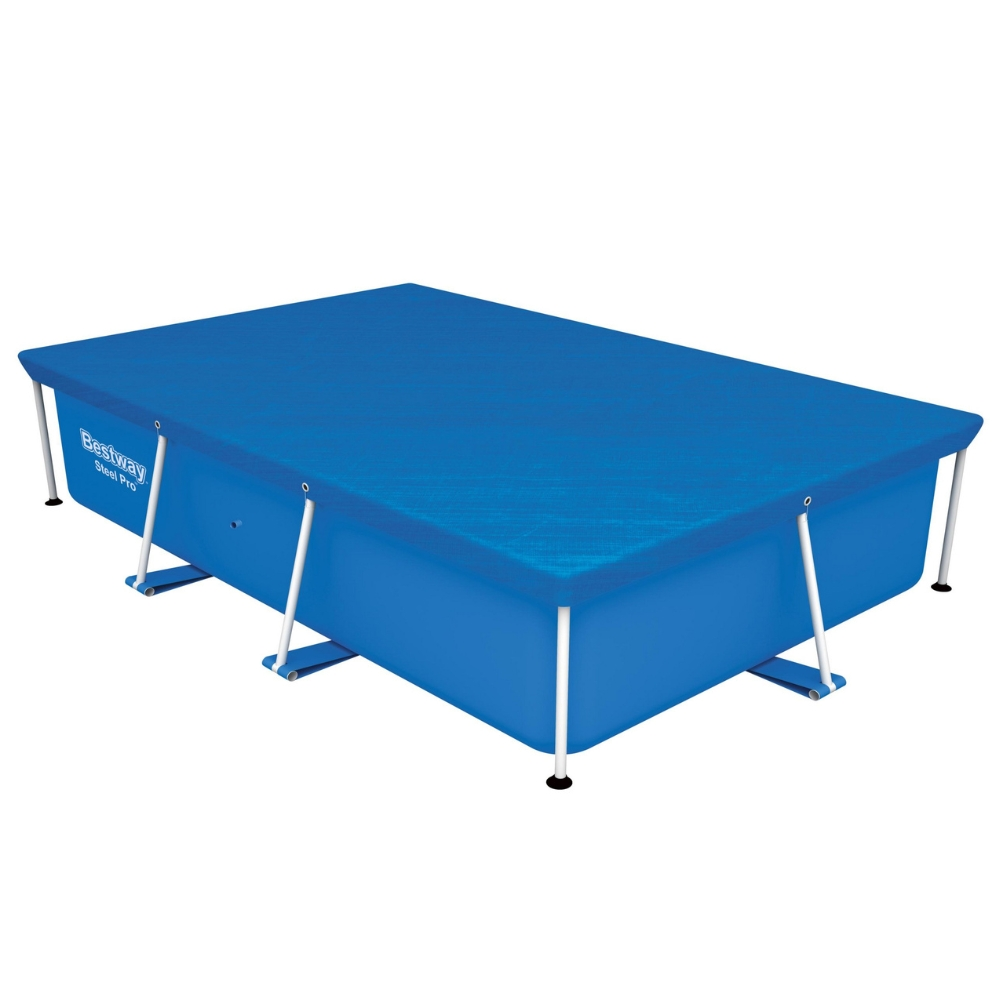 Une piscine bleue rectangulaire avec une couverture bleue. Cadre et fond blancs.