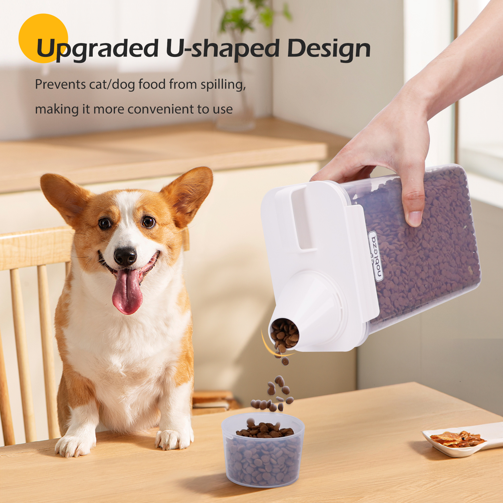 Perro con comida saliendo de un dispensador hacia un cuenco, sobre una mesa de madera.