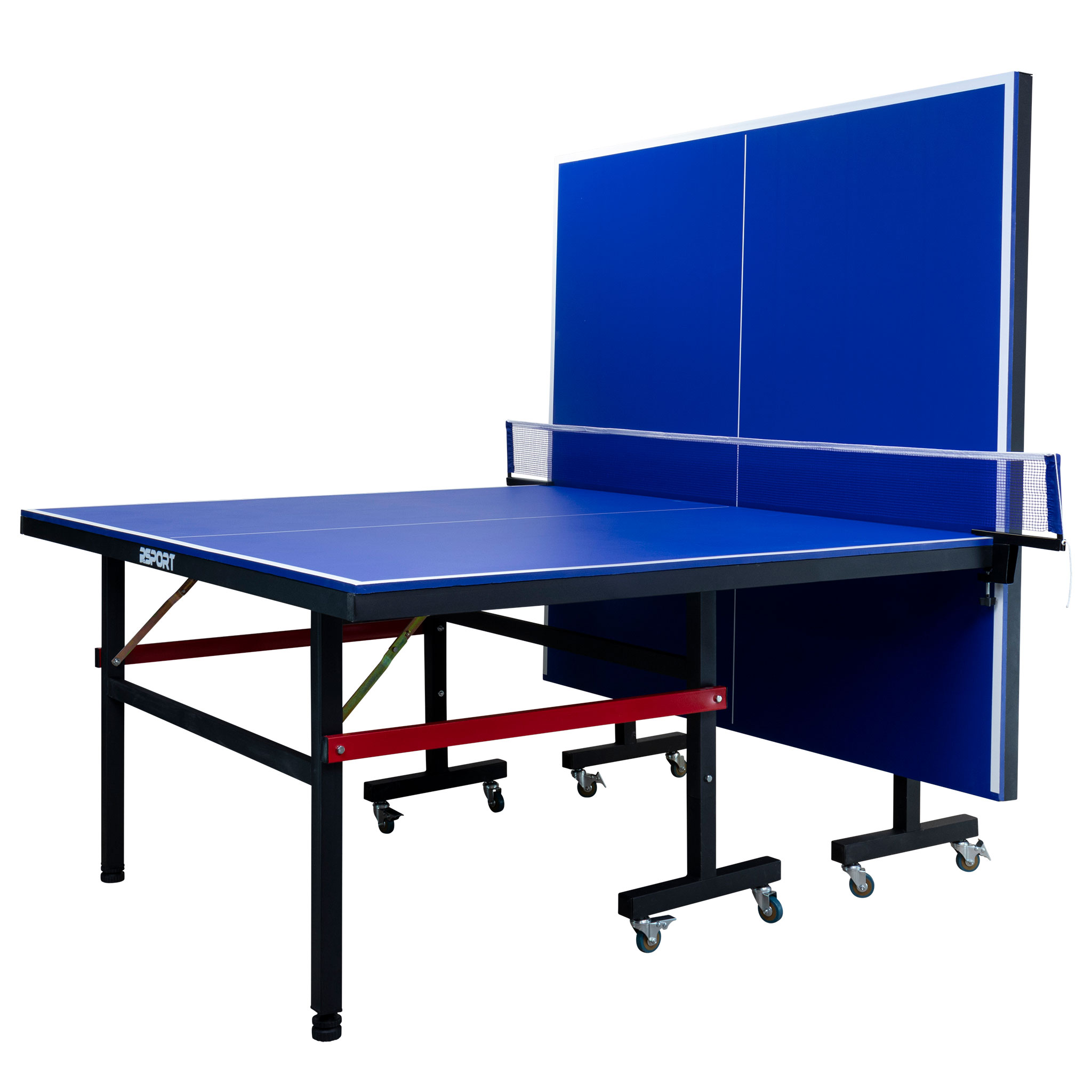 Ein blauer Tischtennistisch mit Netz und blauer Rückwand, vor weißem Hintergrund.