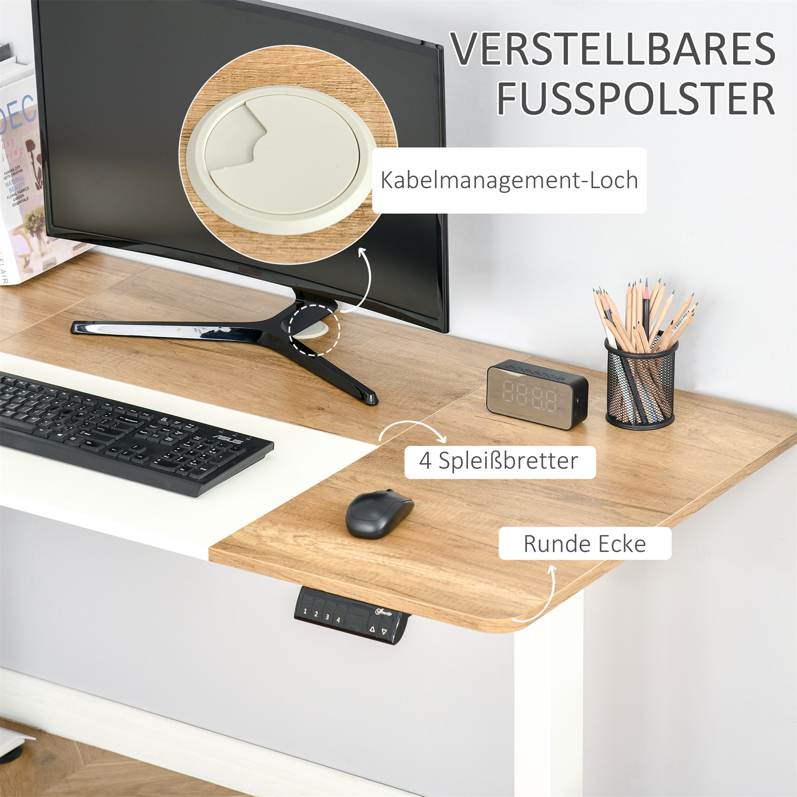 Ein Schreibtisch mit Computer, Monitor und Zubehör. Der Schreibtisch hat ein Kabelführungsloch und ist verstellbar.