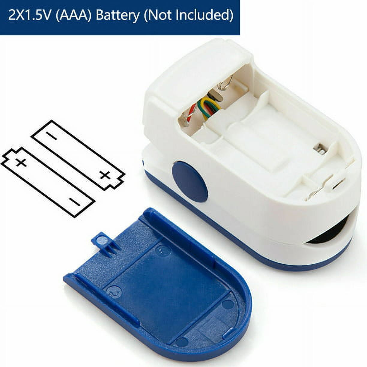 Ein weiß-blaues Fingertip-Pulsoximeter mit blauem Batteriedeckel.
