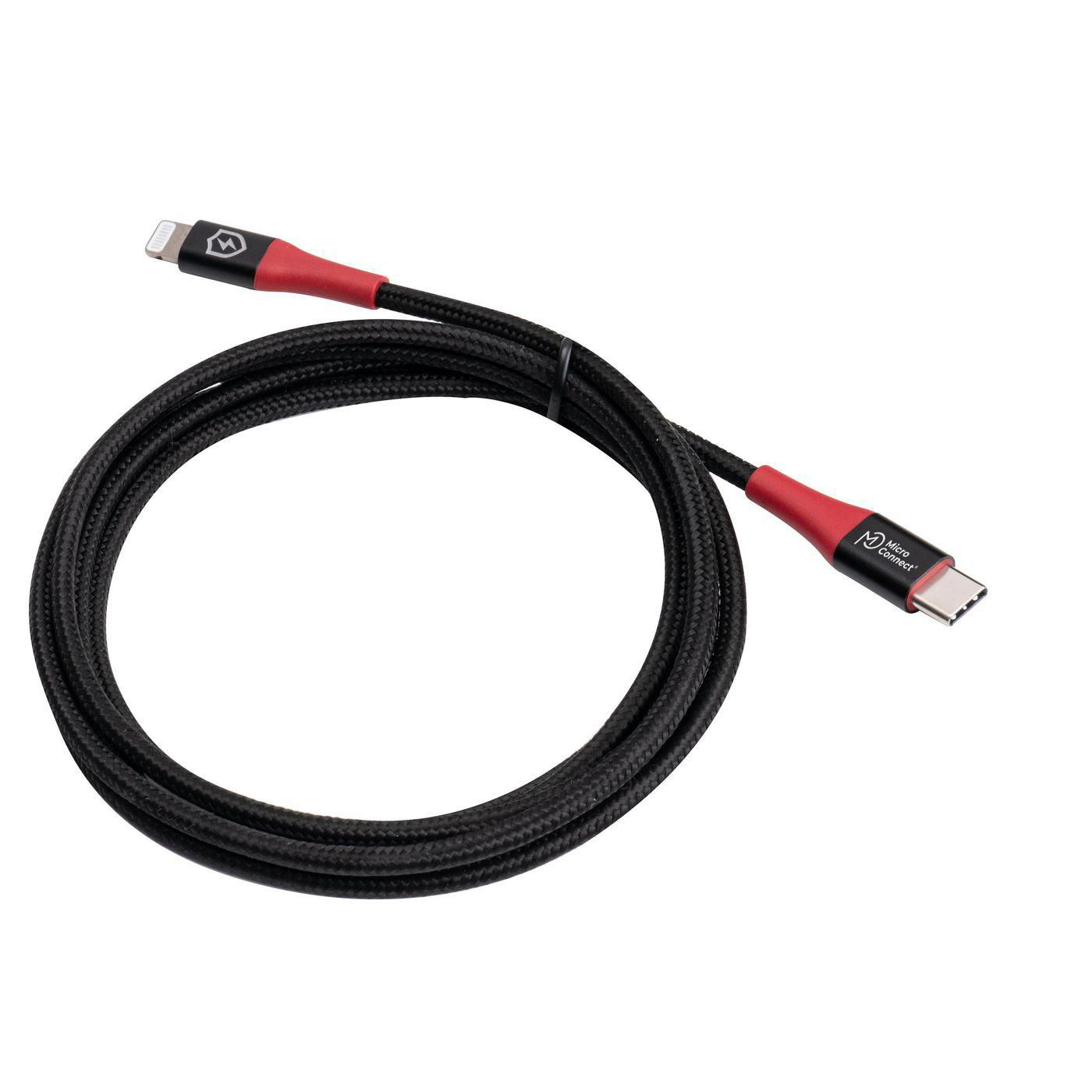 Un cavo USB nero con dettagli rossi e due connettori. Sfondo bianco.