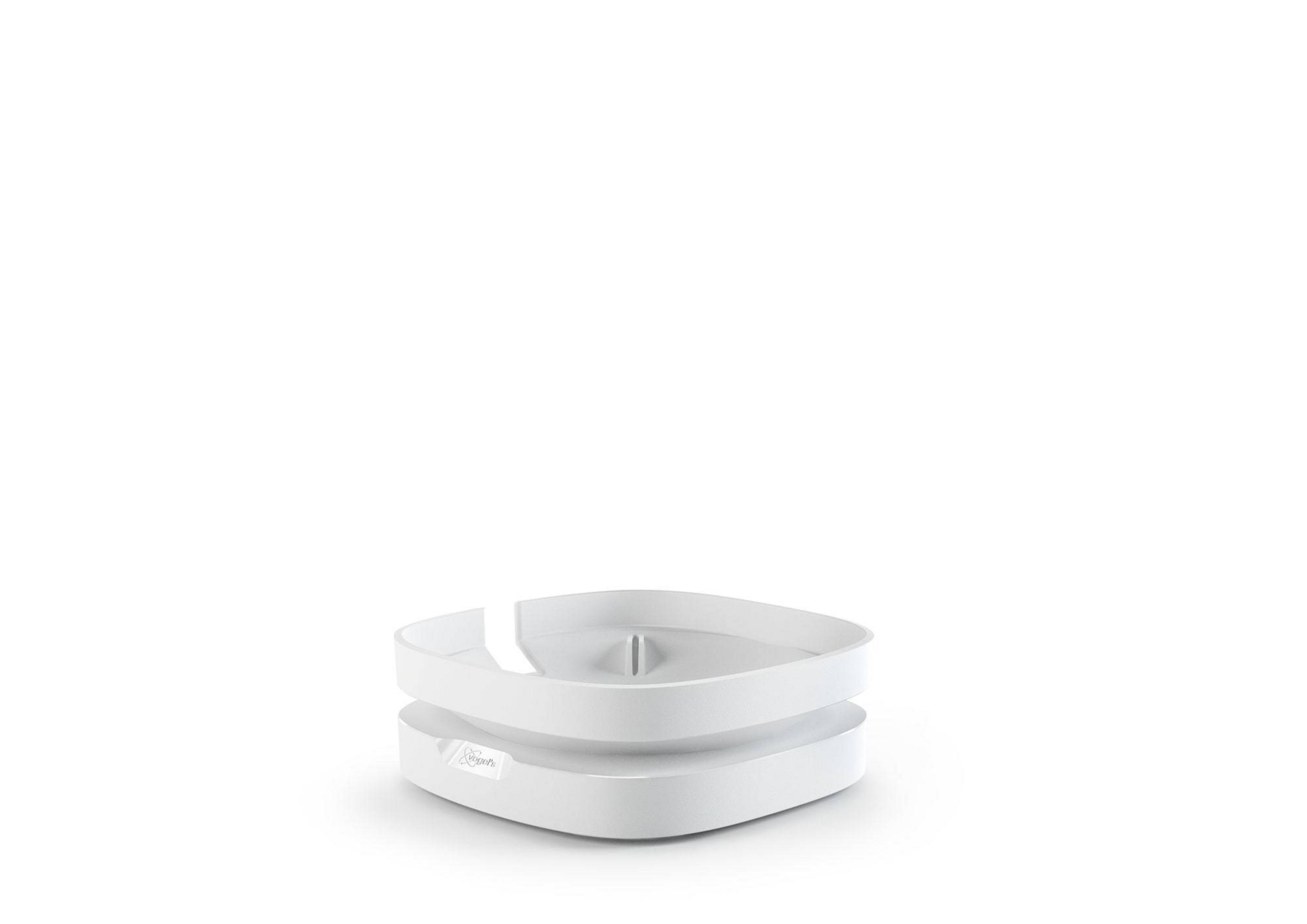 Una bandeja decorativa blanca de dos niveles, aislada sobre un fondo blanco.