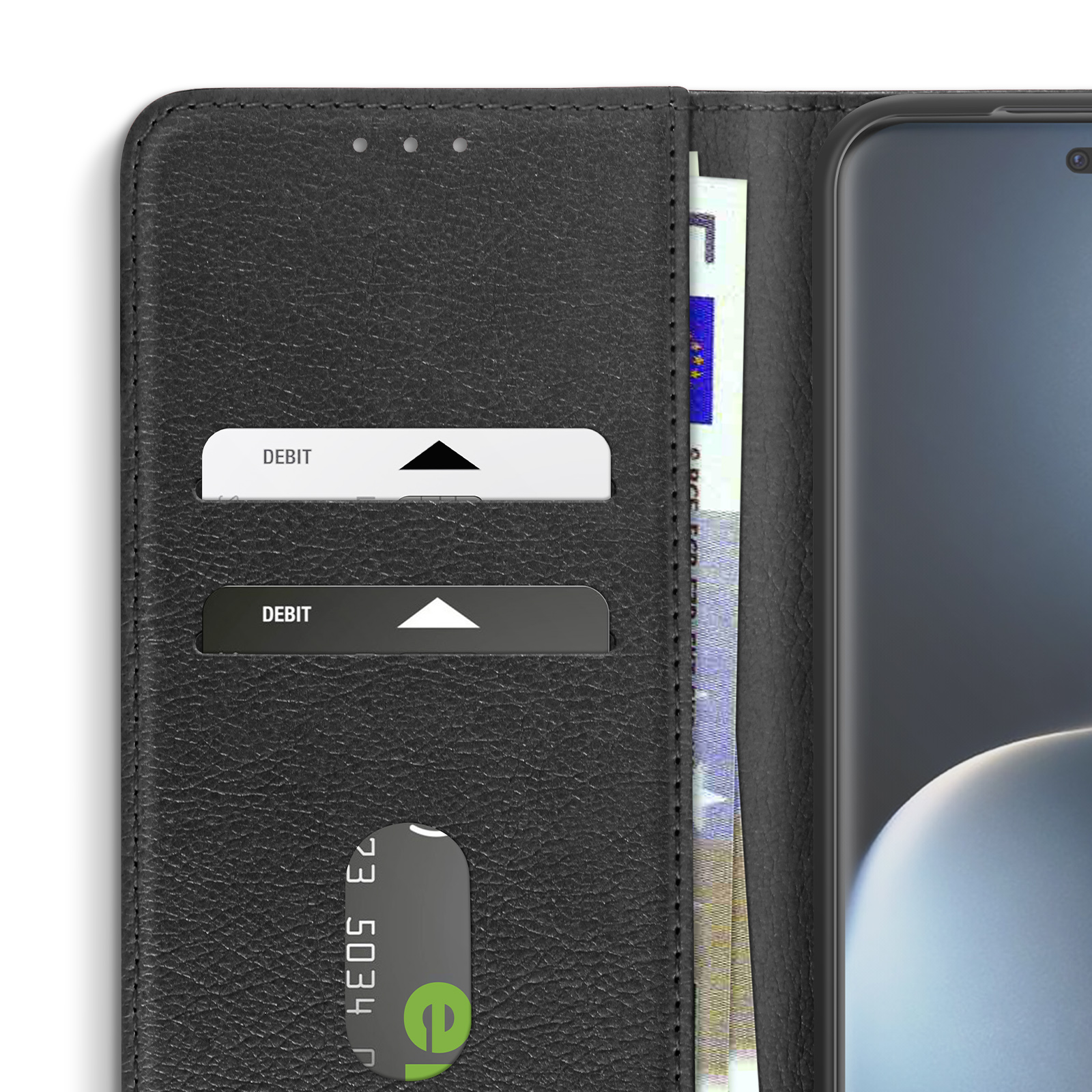 Custodia per telefono nera a portafoglio aperta per rivelare fessure per carte, contanti e un telefono. Lo sfondo è bianco.