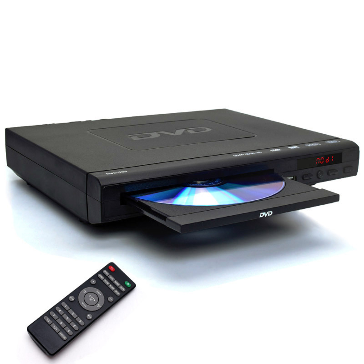 Schwarzer DVD-Player mit offenem Fach und Fernbedienung auf weißem Hintergrund.