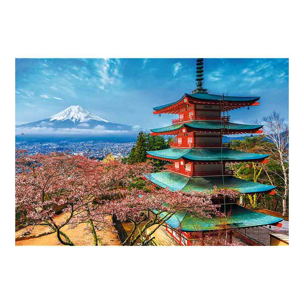Pagoda japonesa con el monte Fuji al fondo, flores de cerezo en primer plano.