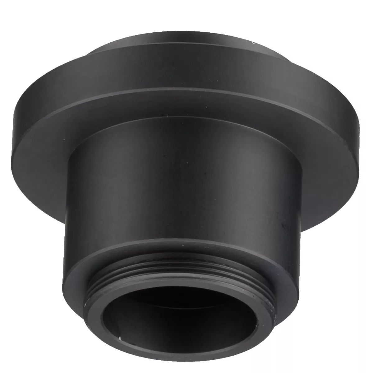 Adaptador de lente de cámara negro con roscas en ambos extremos y forma circular.
