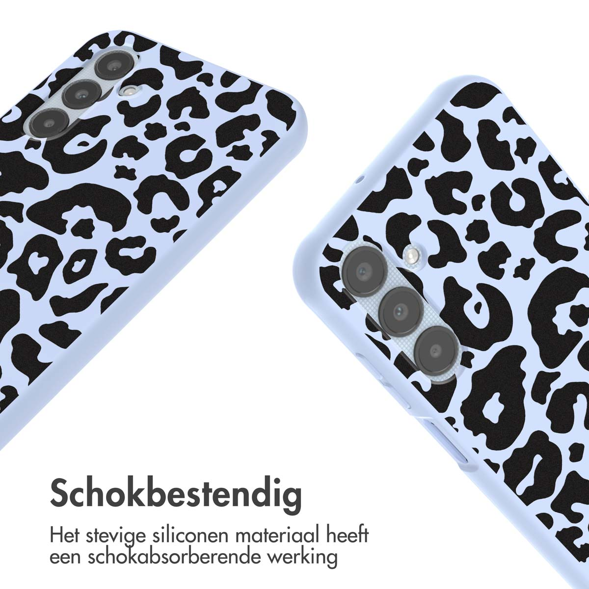 Twee telefoonhoesjes met zwarte luipaardprint op een lichtblauwe achtergrond.