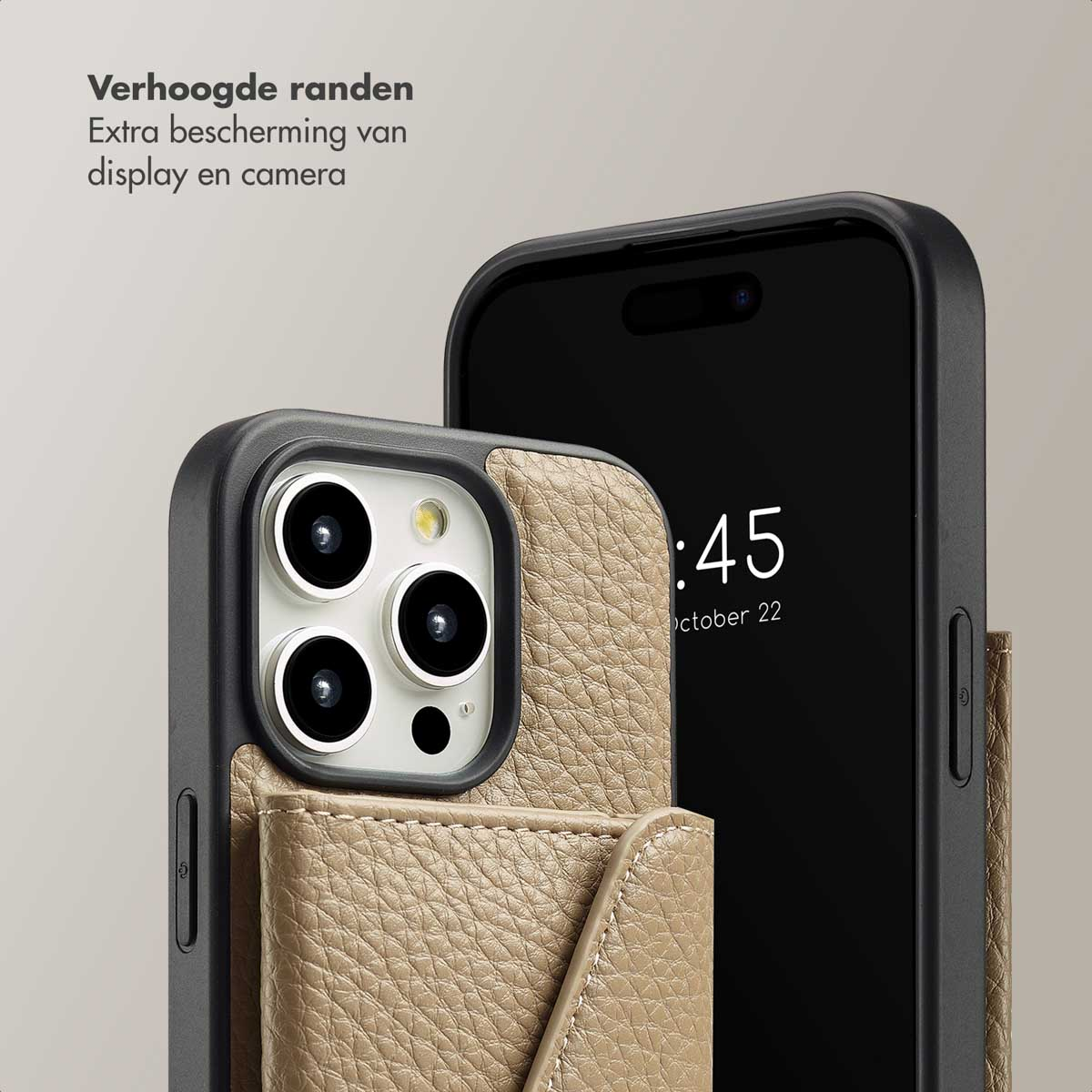 Un smartphone dans un étui marron et noir avec un rabat ouvert. Le texte dit 'Verhoogde randen'.