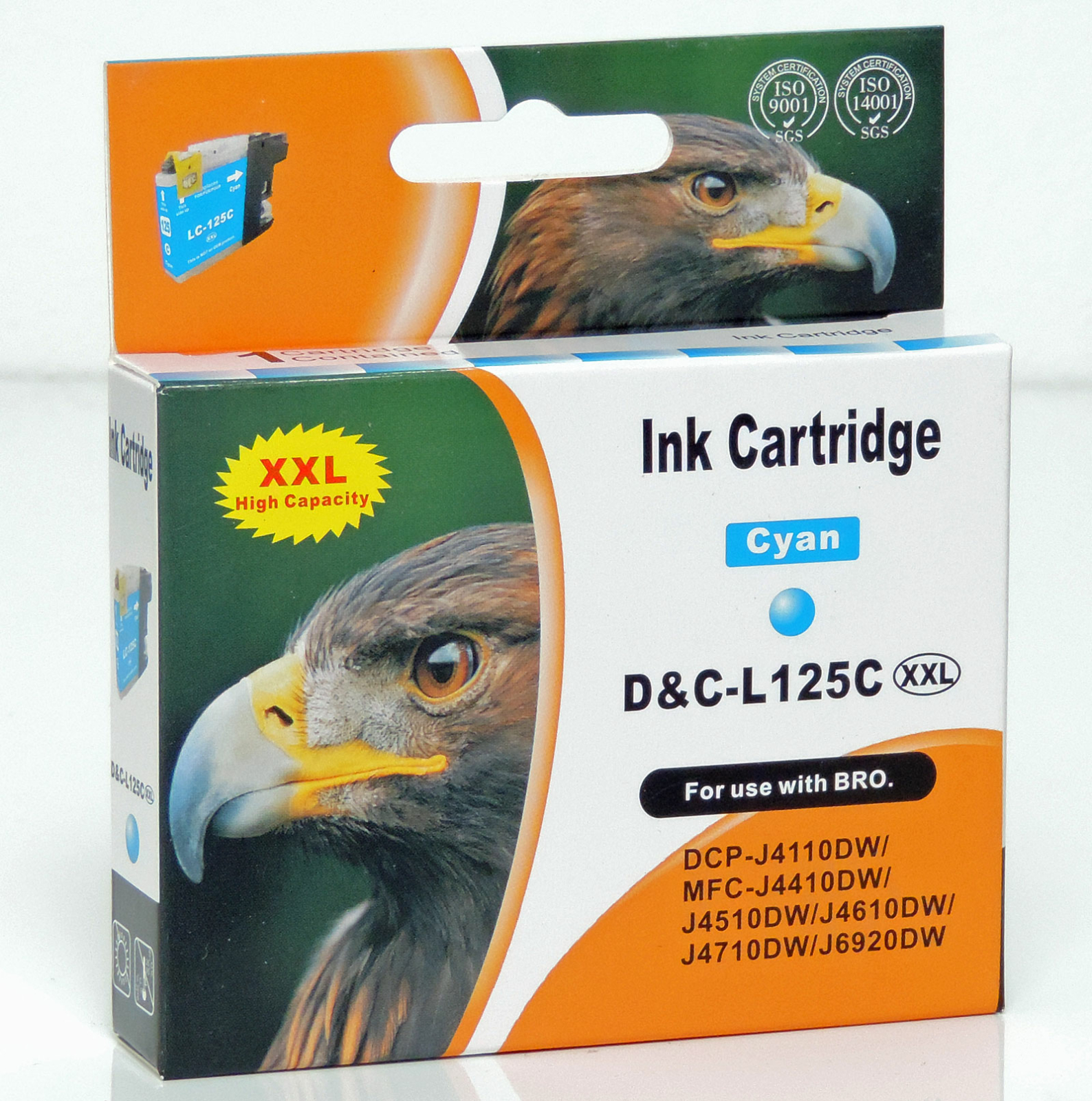 Tintenpatronenverpackung mit einem Adlerbild. Es ist cyanfarbene Tinte, für BRO-Drucker.