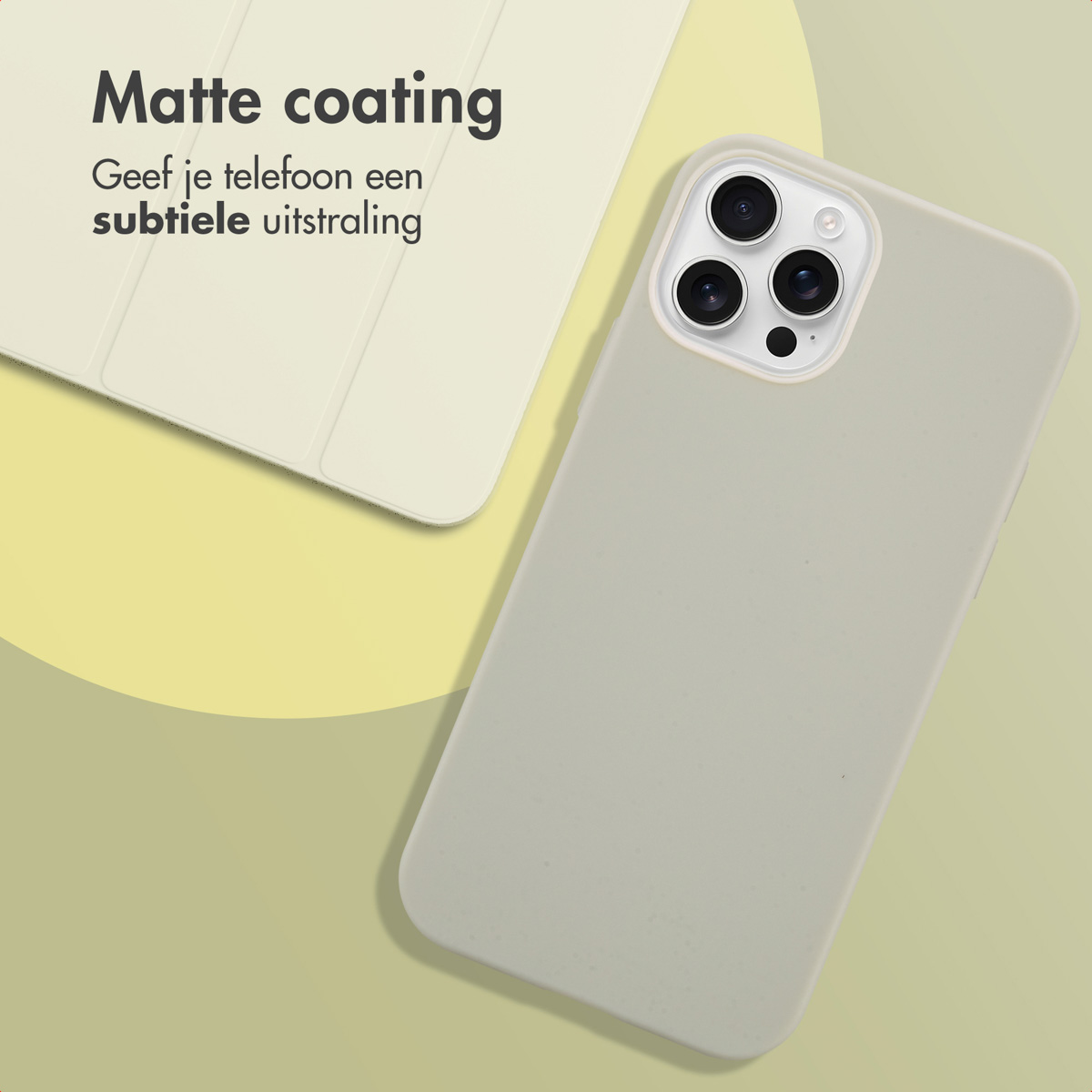 Een telefoonhoesje en een telefoon, beide lichtgrijs, met een tekstoverlay.
