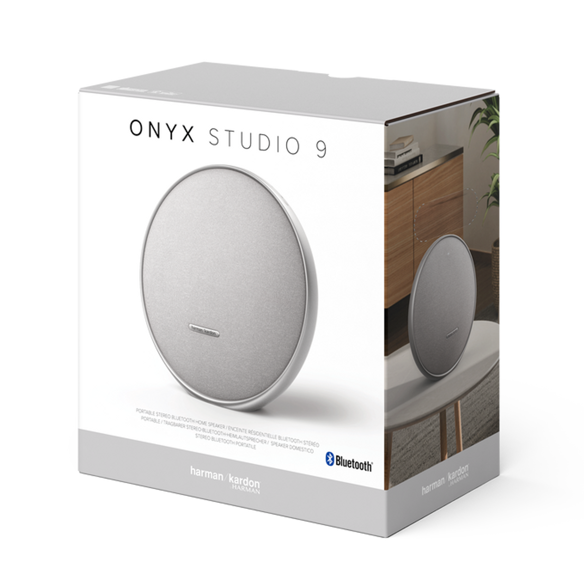 Un altoparlante Harman Kardon Onyx Studio 9 in una scatola. La scatola mostra l'altoparlante, con testo e il logo Bluetooth.
