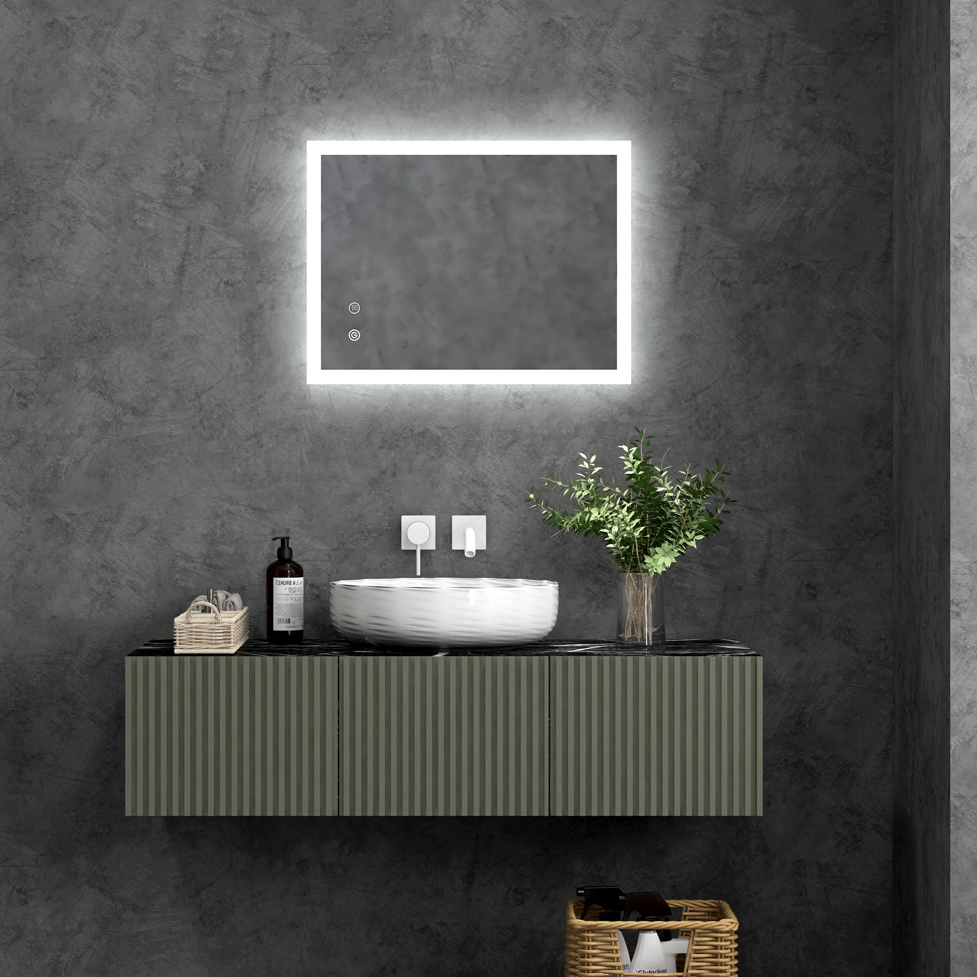 Modernes Badezimmer mit grauer strukturierter Wand, beleuchtetem Spiegel, Waschbecken und Dekorationsartikeln.