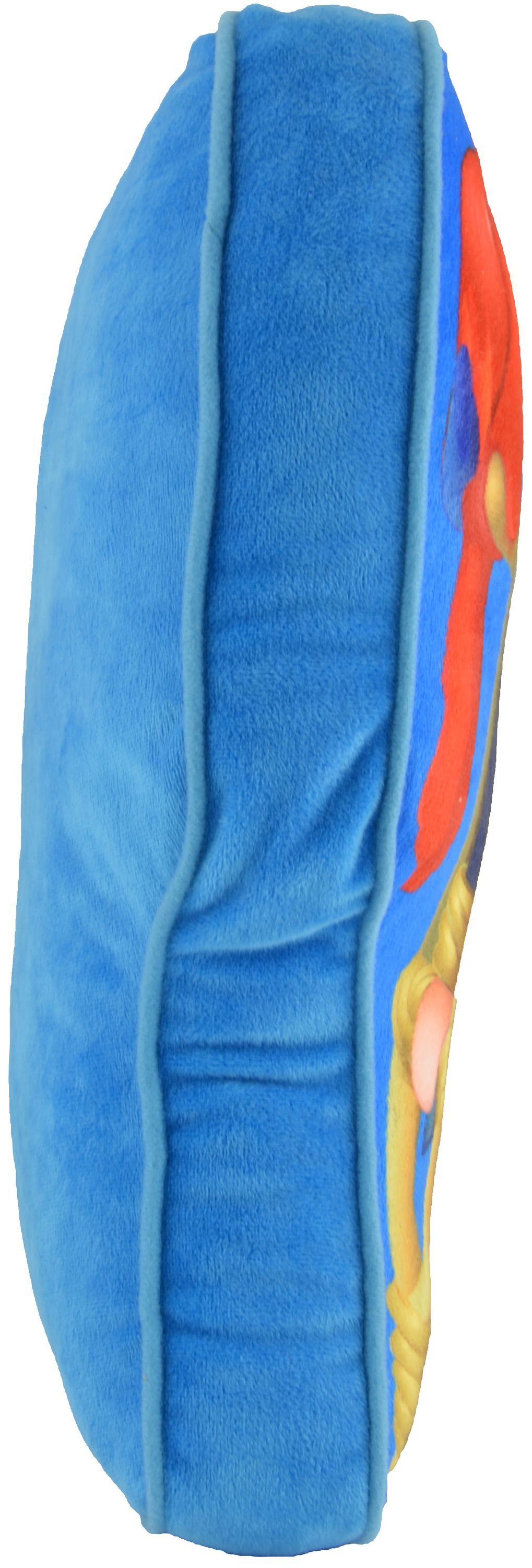 Blaues Kissen mit einer Cartoonfigur darauf, Seitenansicht mit blauen Rändern und Nähten.
