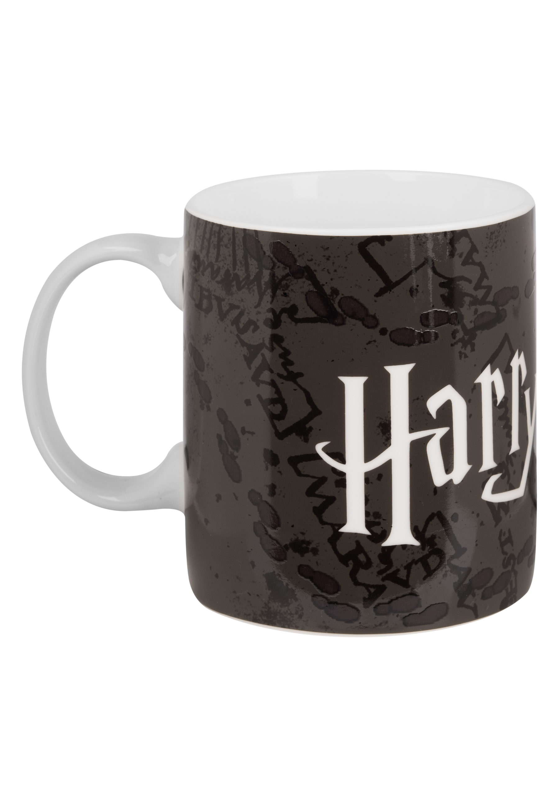 Eine schwarz-weiße Tasse mit dem Wort "Harry" in Weiß und dunklen Flecken darauf.