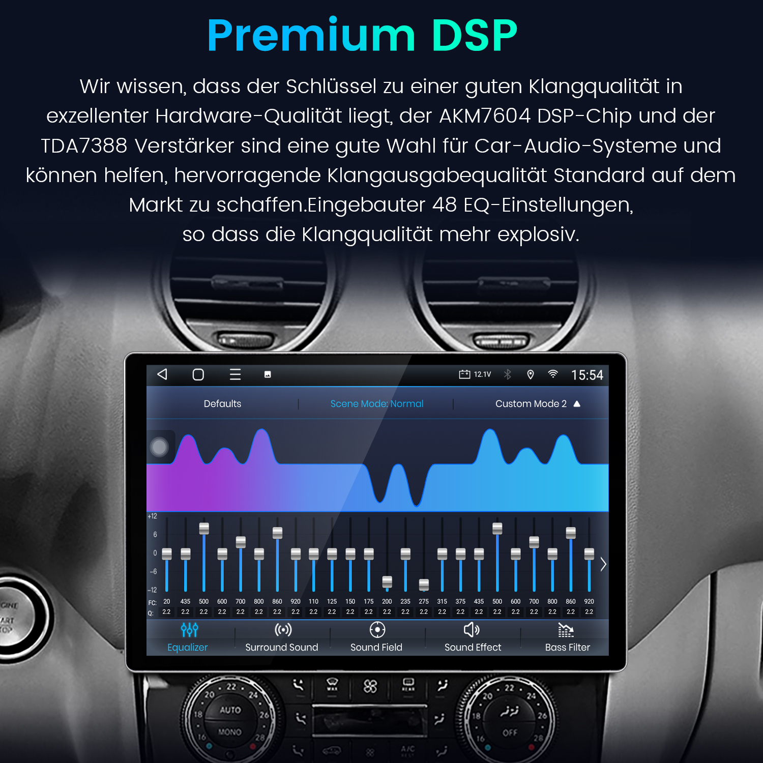 Ein Autoradio-Bildschirm, der eine Equalizer-Oberfläche und verschiedene Toneinstellungen anzeigt. Der Hintergrund ist ein Autointerieur.