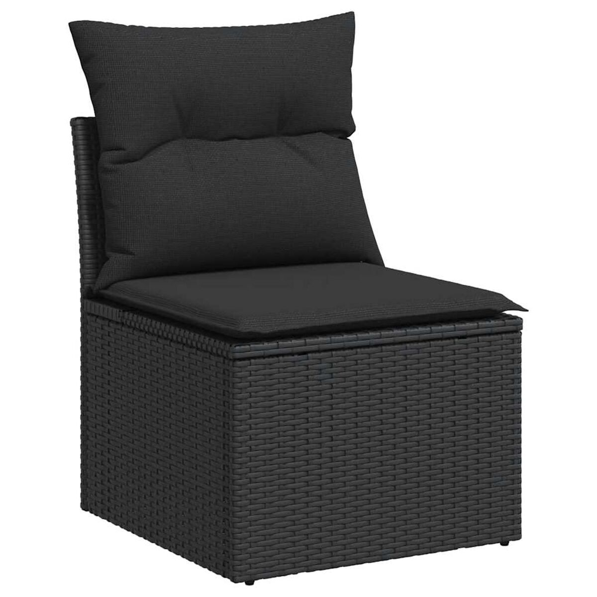 Sedia in rattan nera con cuscini. Sono visibili uno schienale e un cuscino di seduta.