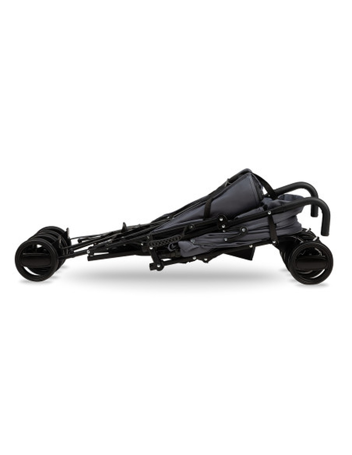 Zusammengeklappter grauer Kinderwagen, Räder sichtbar, vor weißem Hintergrund.