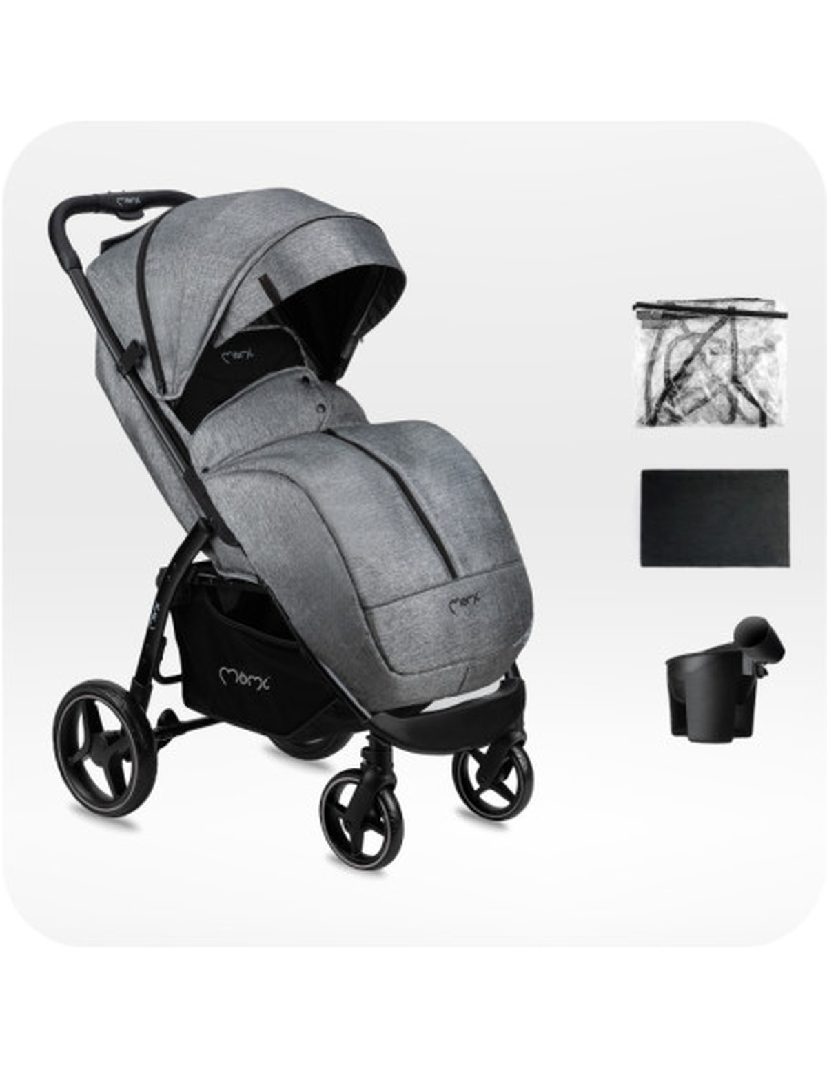 Grauer Kinderwagen mit Zubehör. Enthält eine Regenhülle, eine schwarze Aufbewahrungstasche und einen Becherhalter.