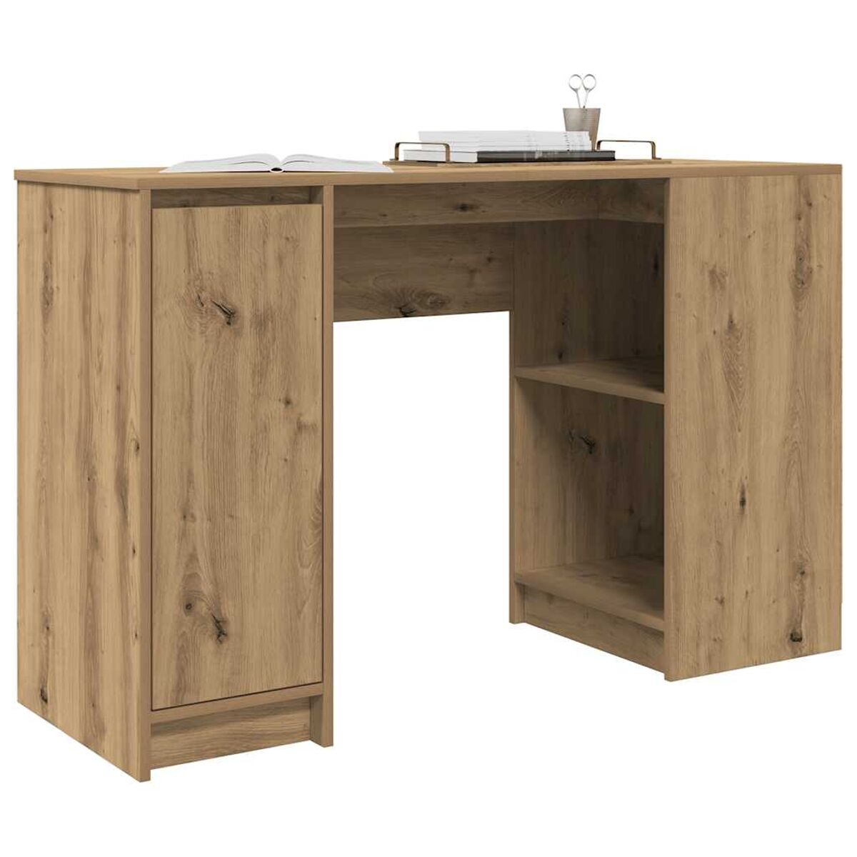 Holzschreibtisch mit Tür und offenem Bereich mit Regalen. Enthält ein Buch und Dekoration.