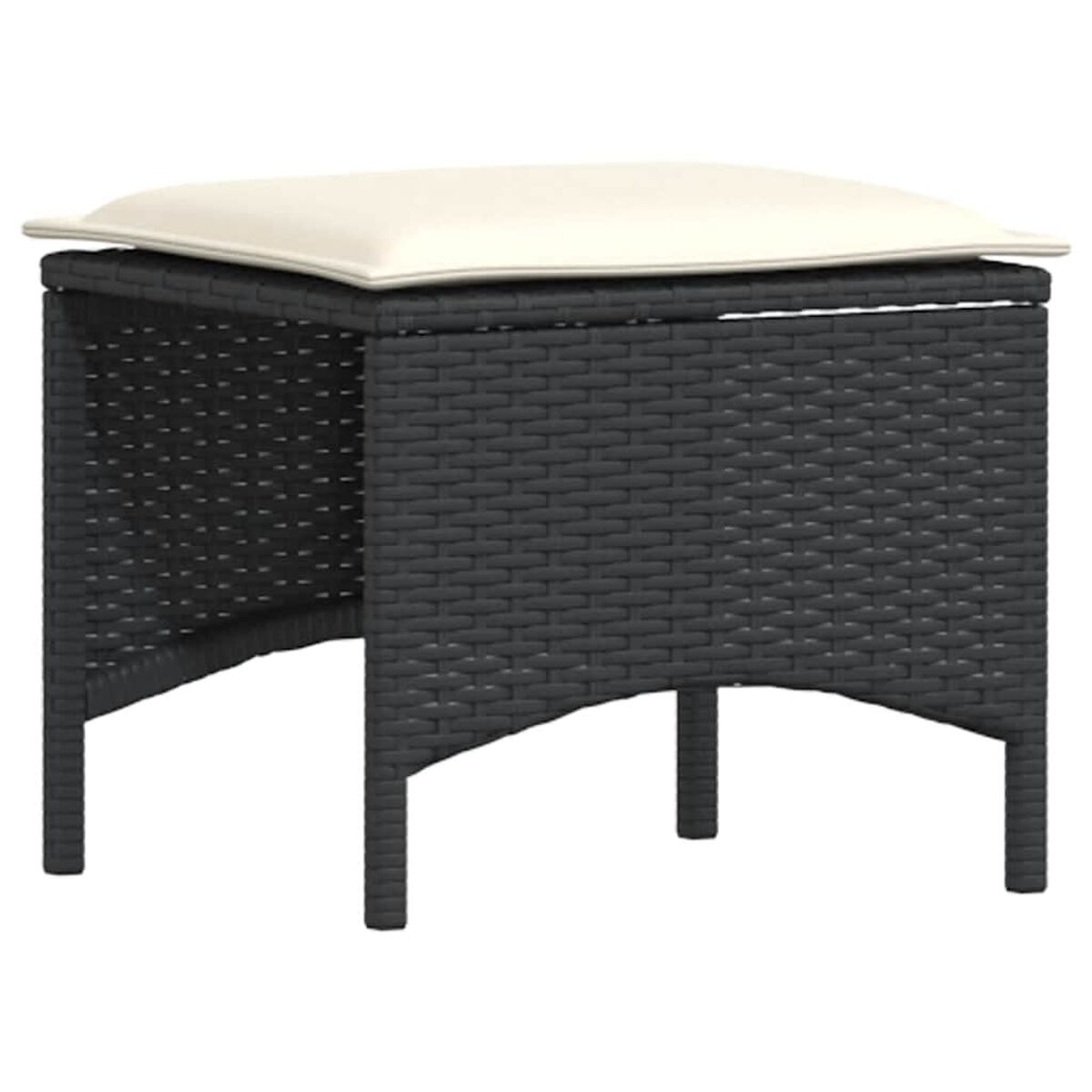 Schwarzer Rattan-Hocker mit cremefarbenem Kissen oben.