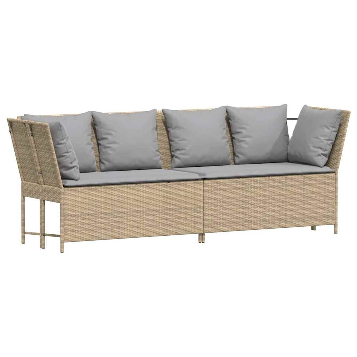 Divano in vimini beige con cuscini grigi.
