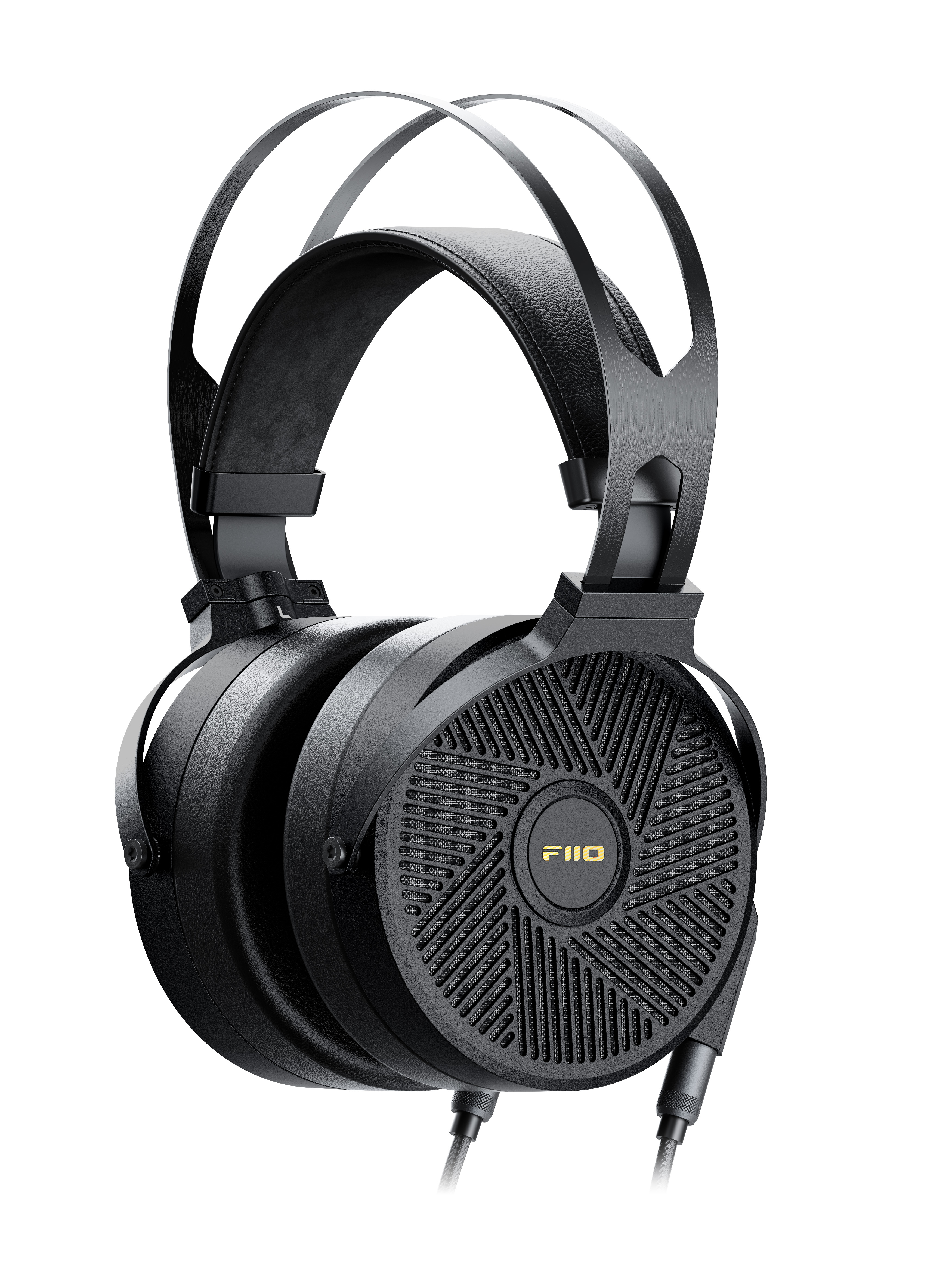 Zwarte over-ear koptelefoon met een gestructureerd ontwerp. Geïsoleerd op witte achtergrond.