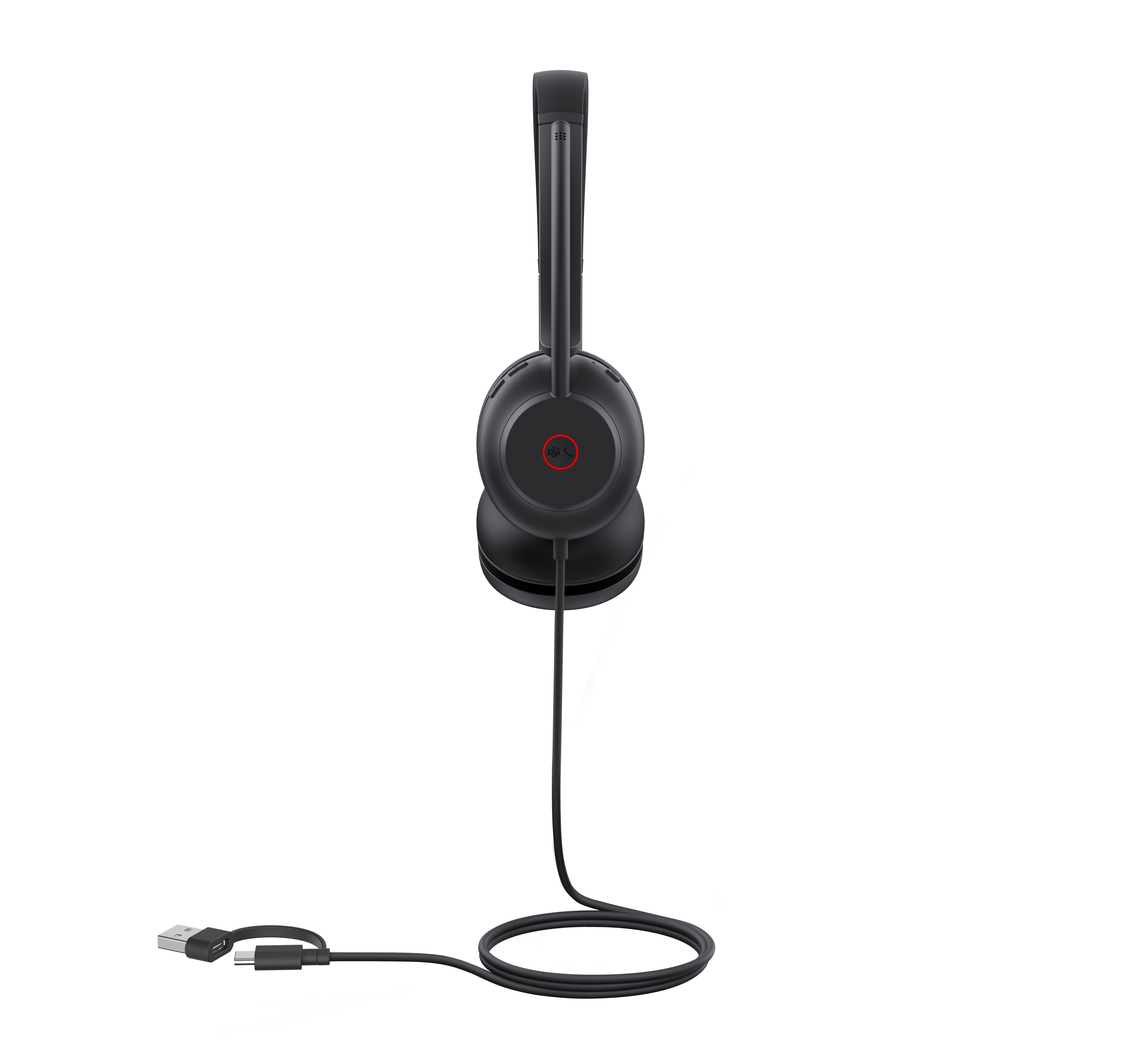 Cuffie nere con connettore USB-C e USB-A. Sfondo bianco.