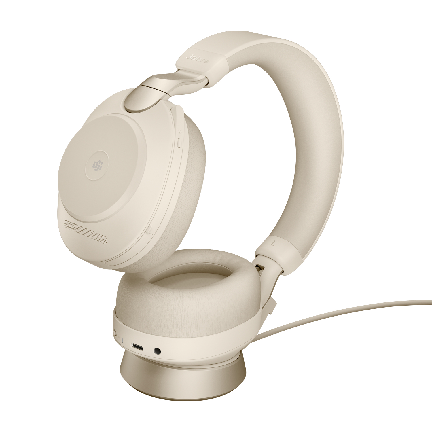 Cuffie Jabra beige su sfondo bianco. Le cuffie sono su un supporto e angolate verso sinistra.