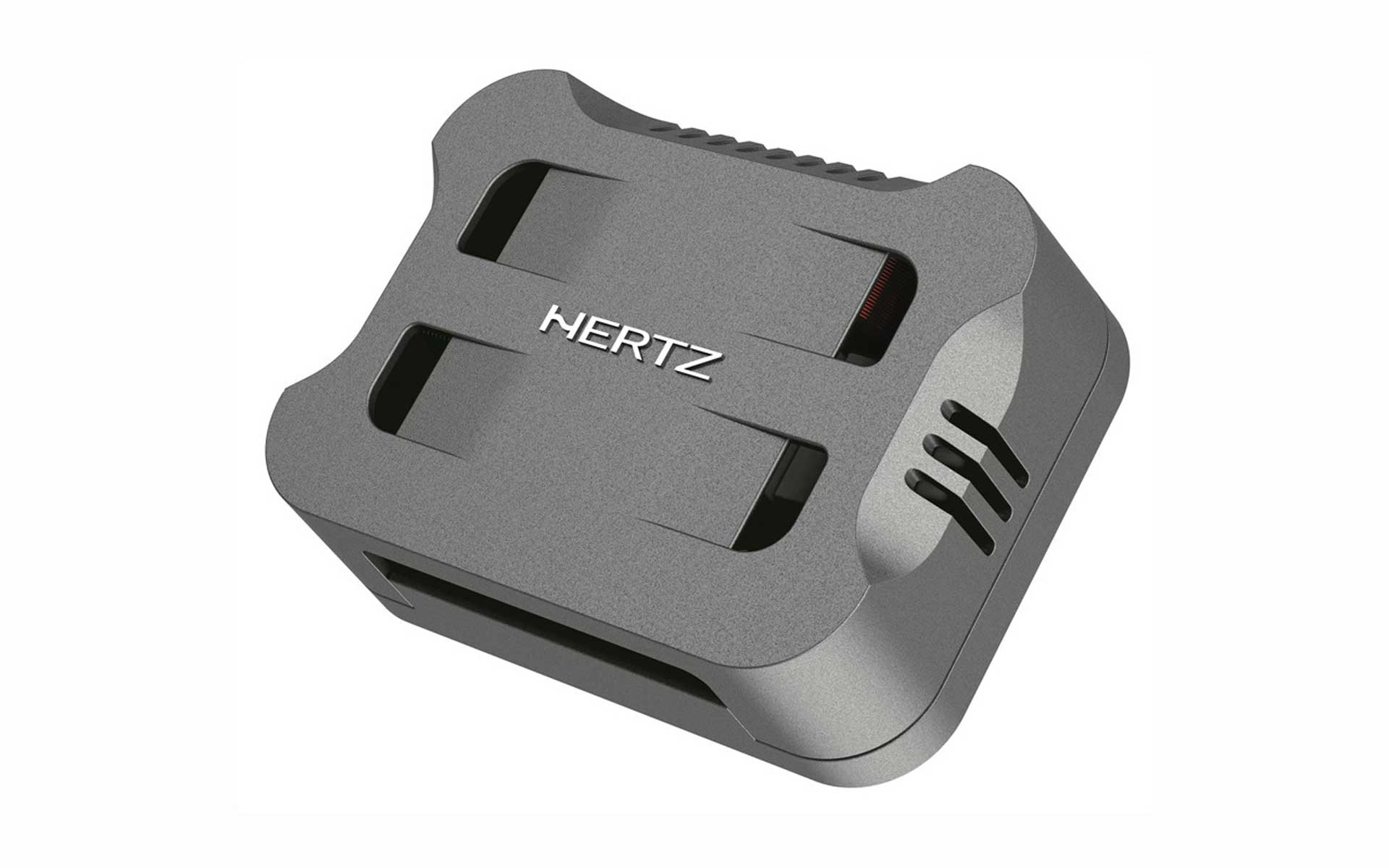 Graues Hertz-Auto-Audiogerät mit Schlitzen und Logo auf weißem Hintergrund.