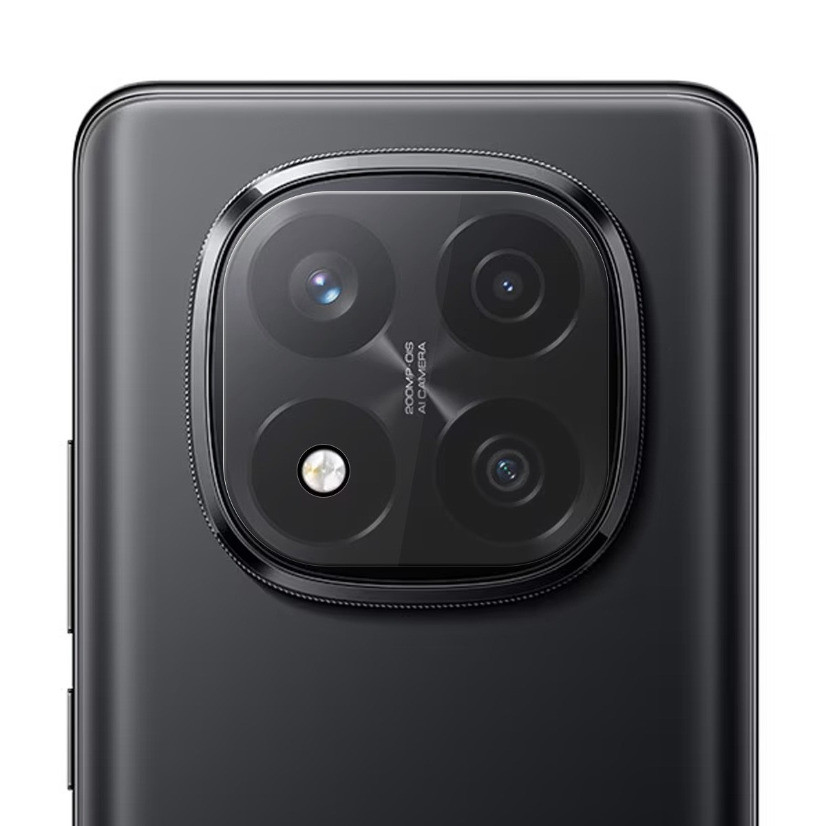 Primer plano de un módulo de cámara de teléfono negro.