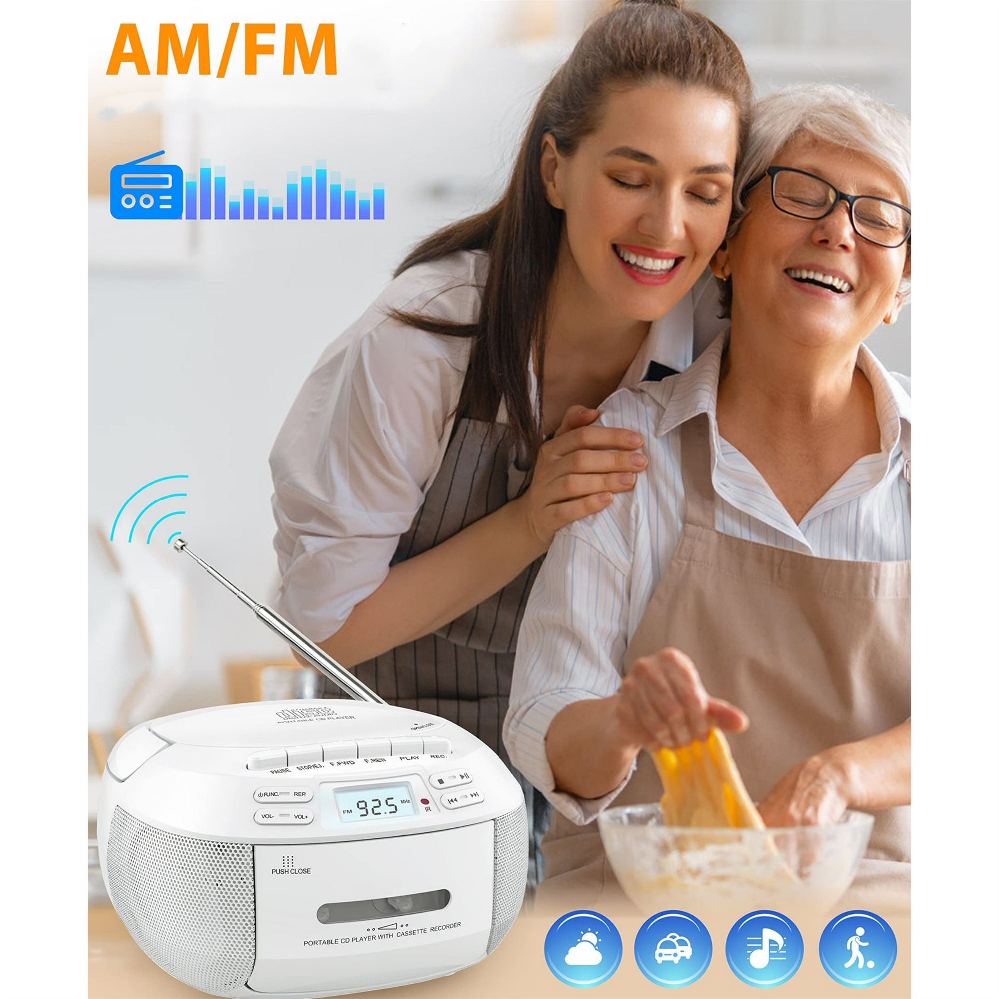 Frau und Seniorin in der Küche mit Radio und Essen.