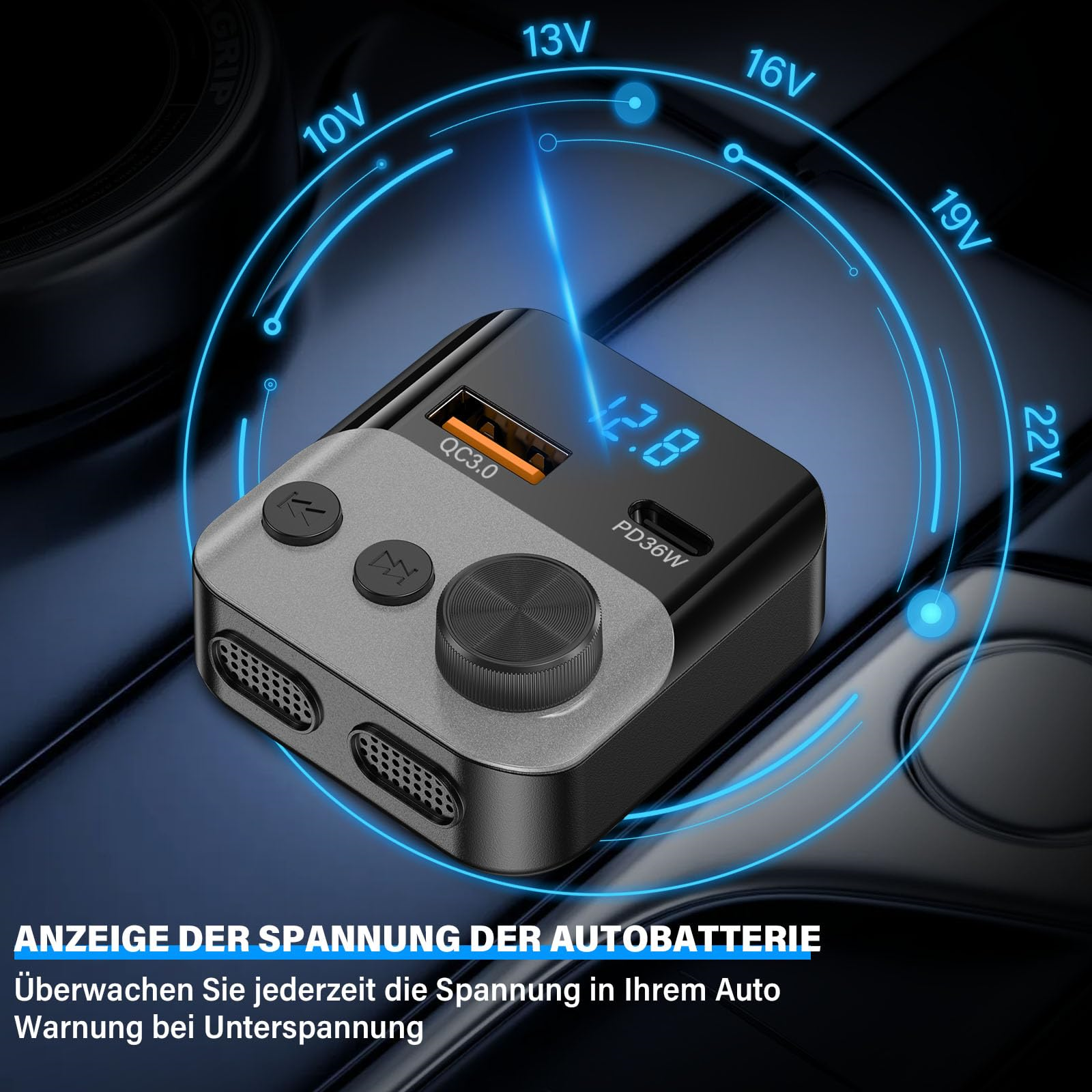 Ein schwarzer und grauer Kfz-Spannungsadapter mit Digitalanzeige und Spannungsmesswerten.