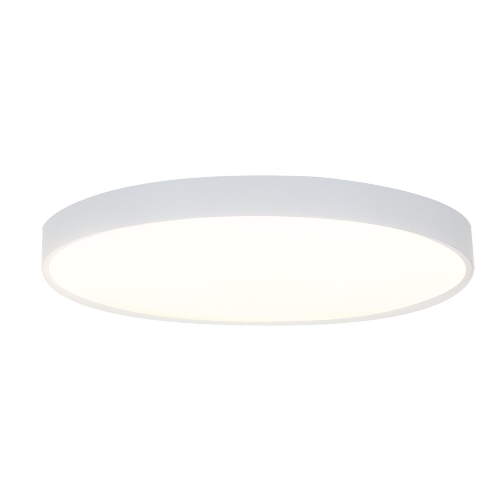 Una lámpara de techo blanca y circular. Emite un brillo brillante y uniforme.