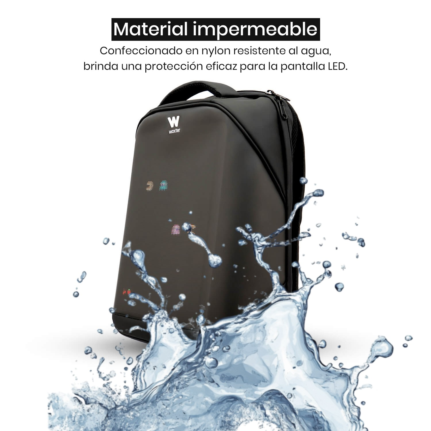 Mochila negra impermeable con pantalla digital y salpicaduras de agua en primer plano.