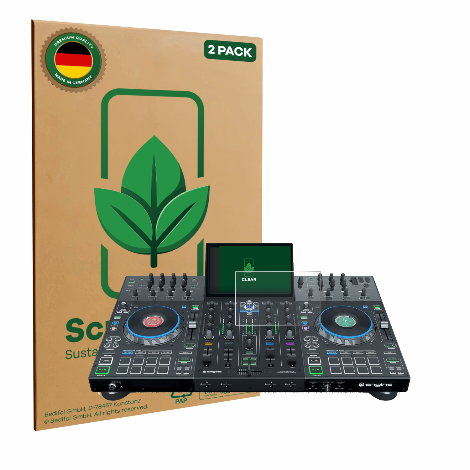 Ein DJ-Mixer mit zwei Plattenspielern und einem Bildschirm, mit einer Doppelpack-Box dahinter.