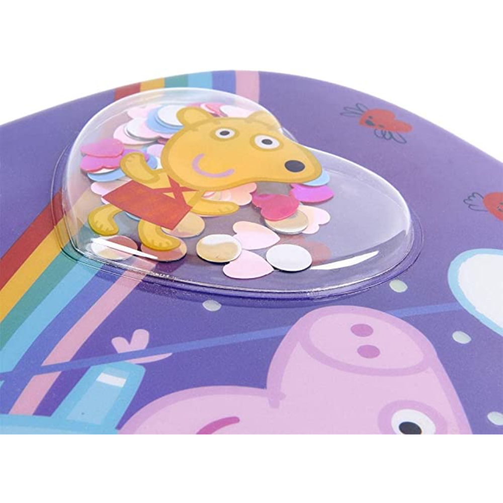 Contenedor en forma de corazón con Peppa Pig y confeti. Fondo morado con un arcoíris y corazones.