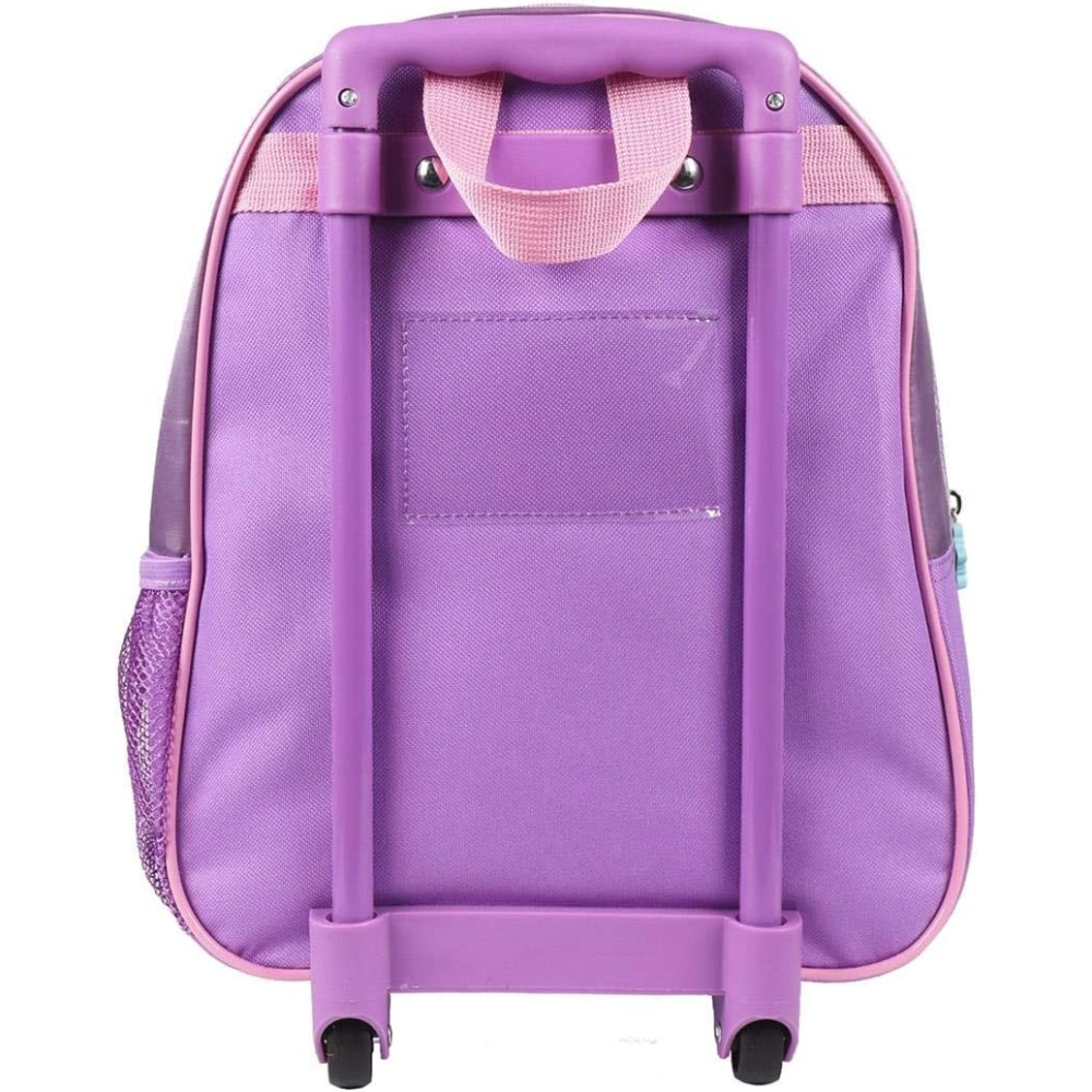 Parte trasera de un equipaje rodante morado con la cara de Elsa, asa y ruedas.