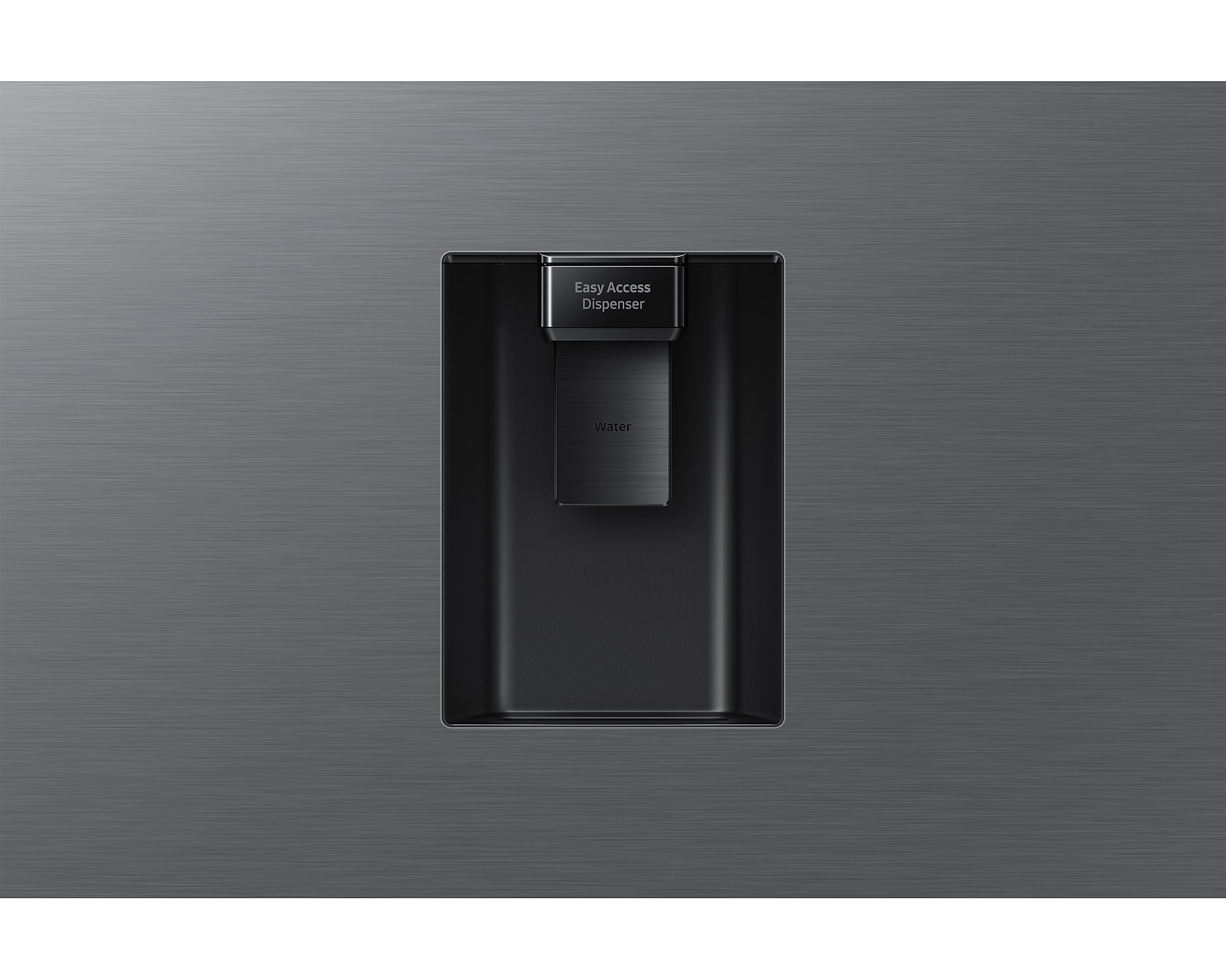 Zbliżenie czarnych drzwi lodówki z funkcją wody 'Easy Access Dispenser'.