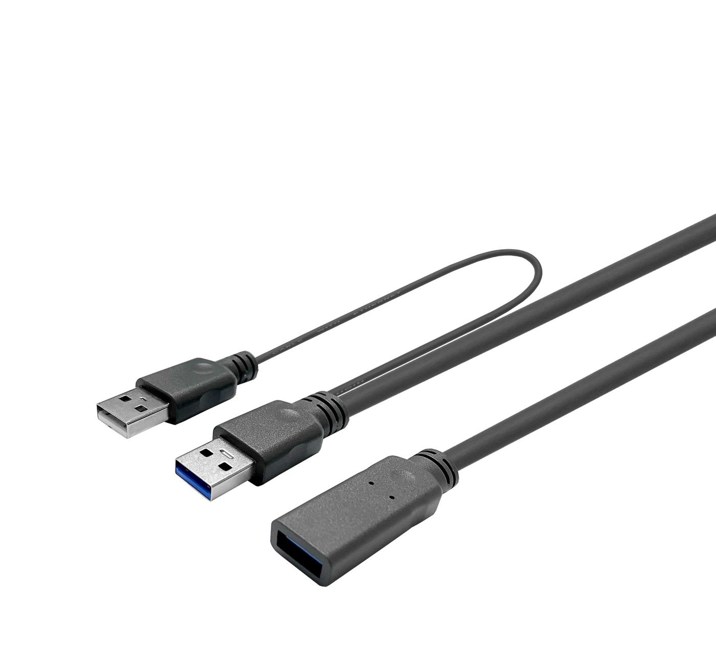 Drie zwarte USB-kabels: een met USB-A, een met USB-A en een USB-A naar USB-A adapter.