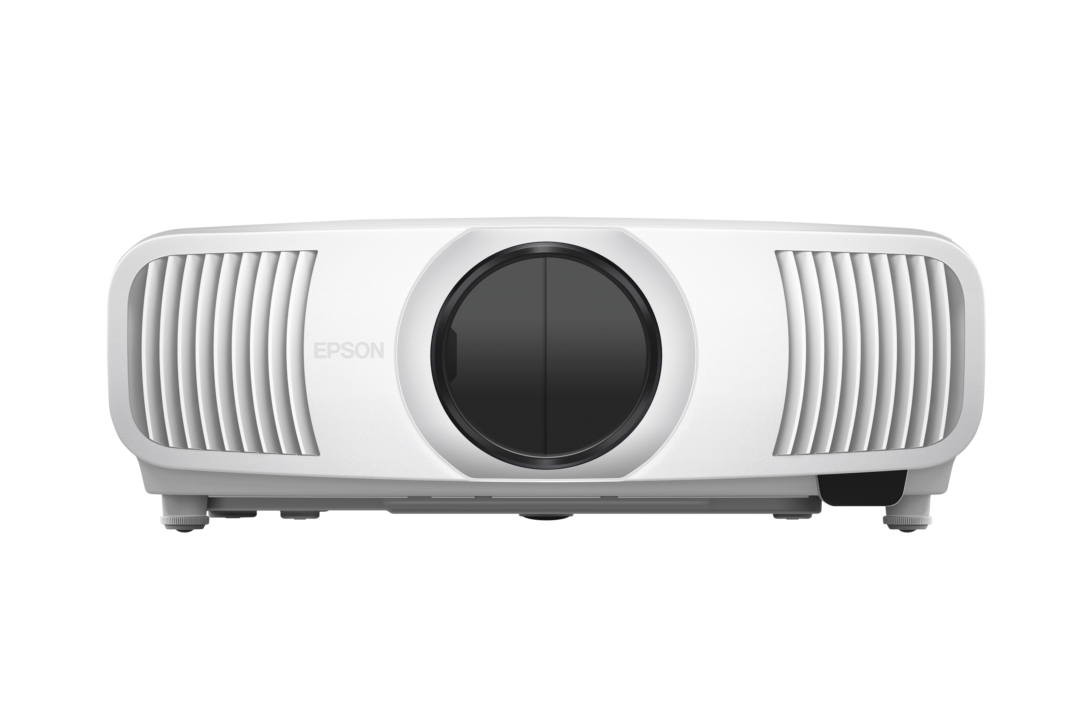 Un proiettore Epson bianco con una grande lente e prese d'aria, rivolto in avanti.