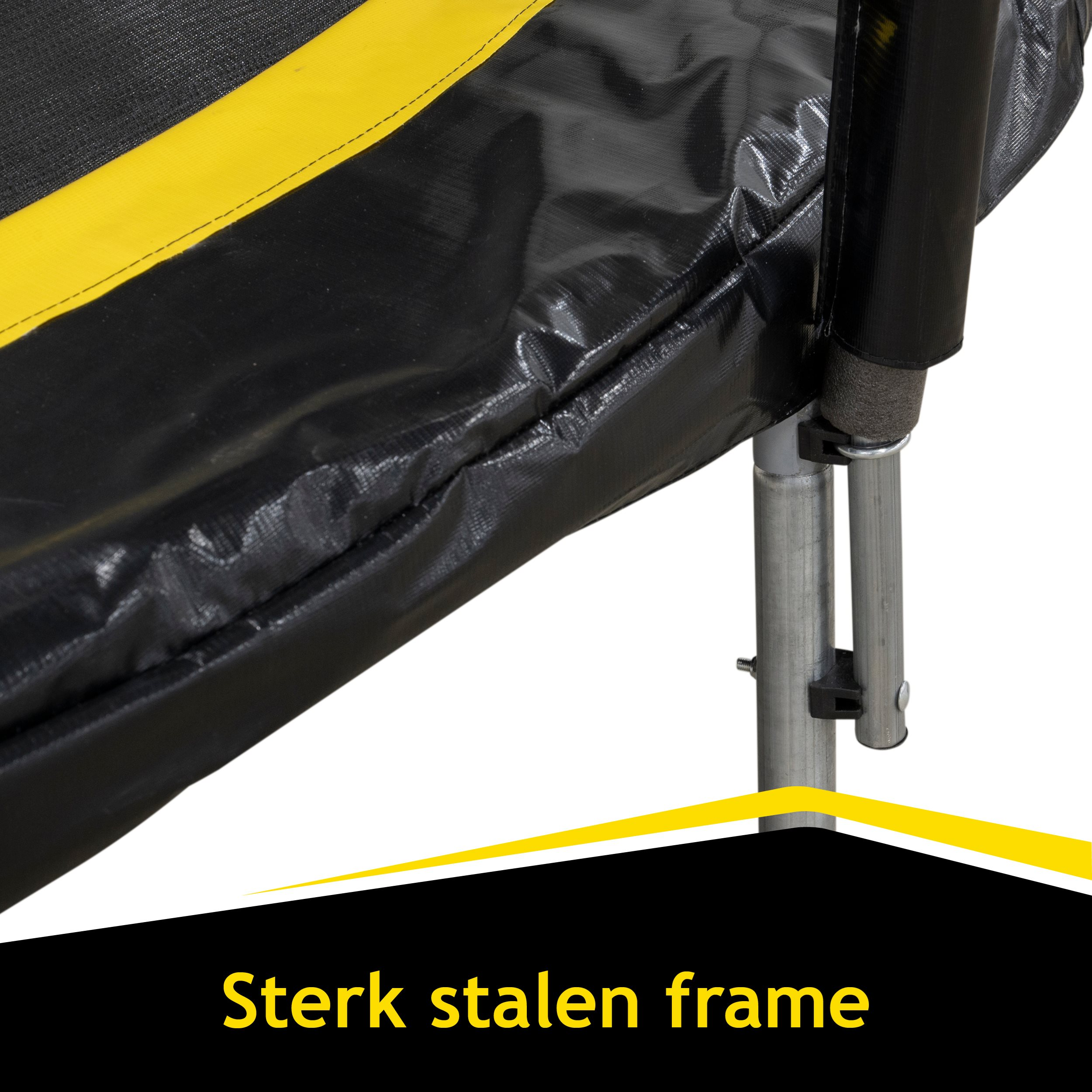 Gros plan sur le cadre d'un trampoline avec le texte 'Sterk stalen frame'.
