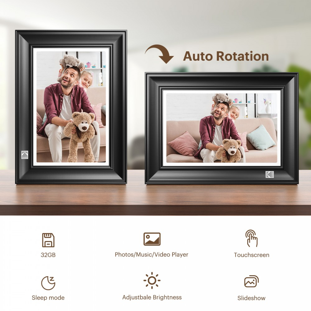 Marcos de fotos digitales, mostrando una familia feliz, con rotación automática y iconos de funciones.
